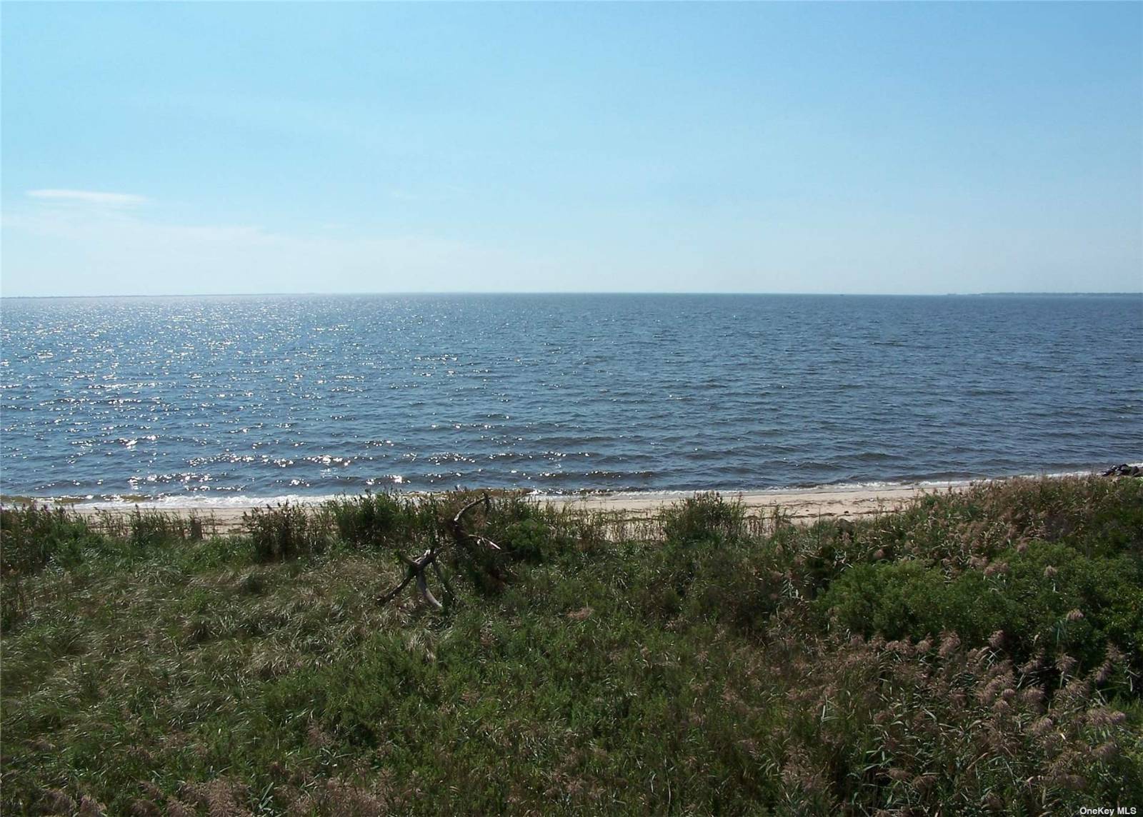 #2 photo, 22 Rod St, E Patchogue , NY 11772