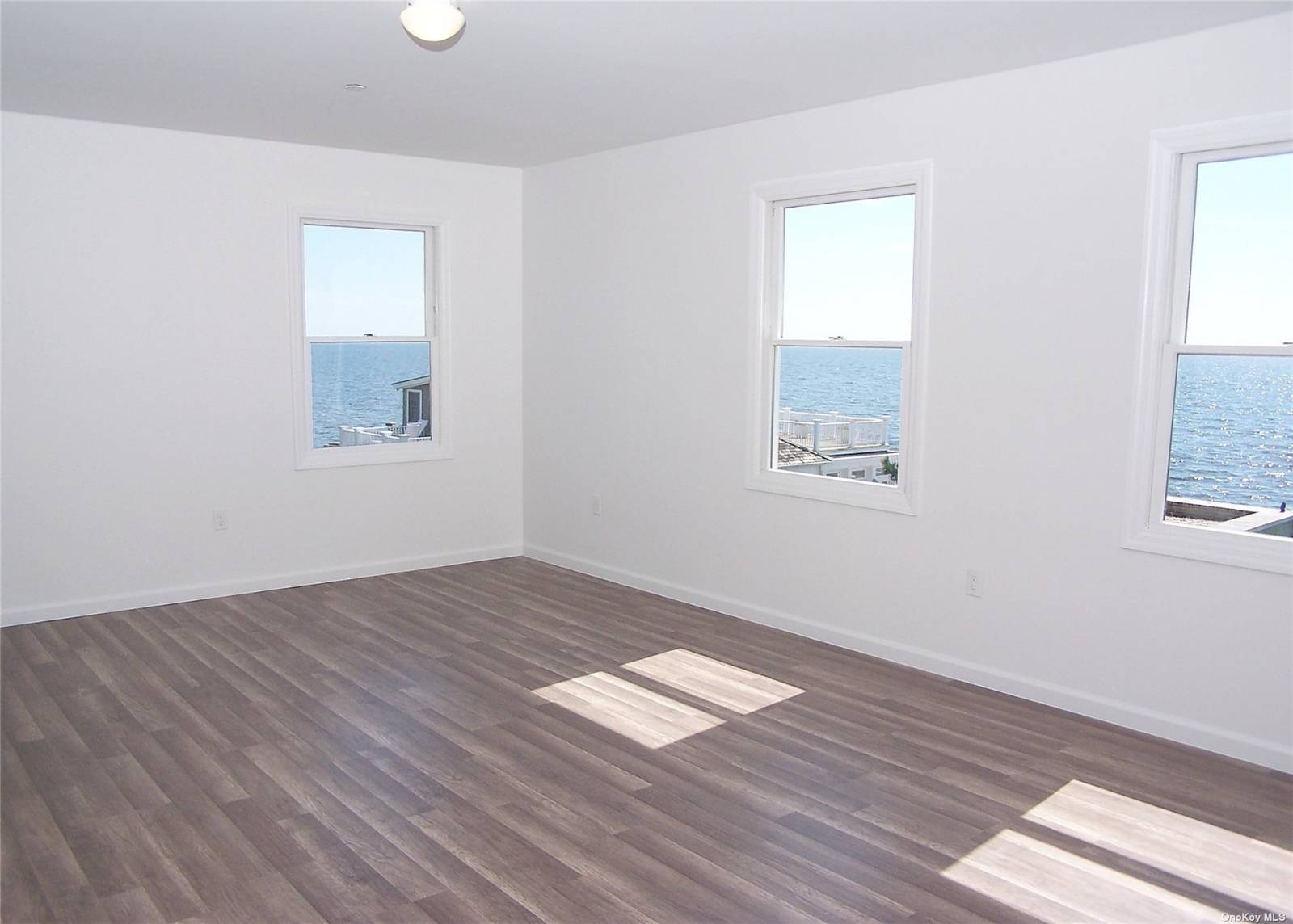 #5 photo, 22 Rod St, E Patchogue , NY 11772