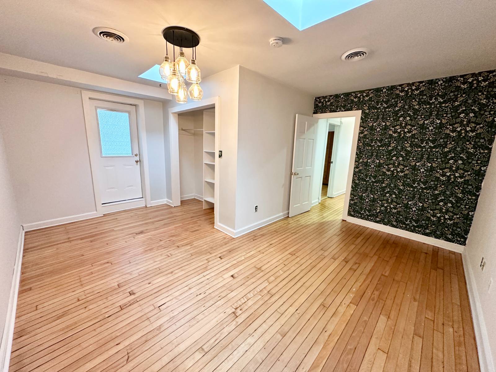 #12 photo, 229 Elm St, Albany , NY 12202