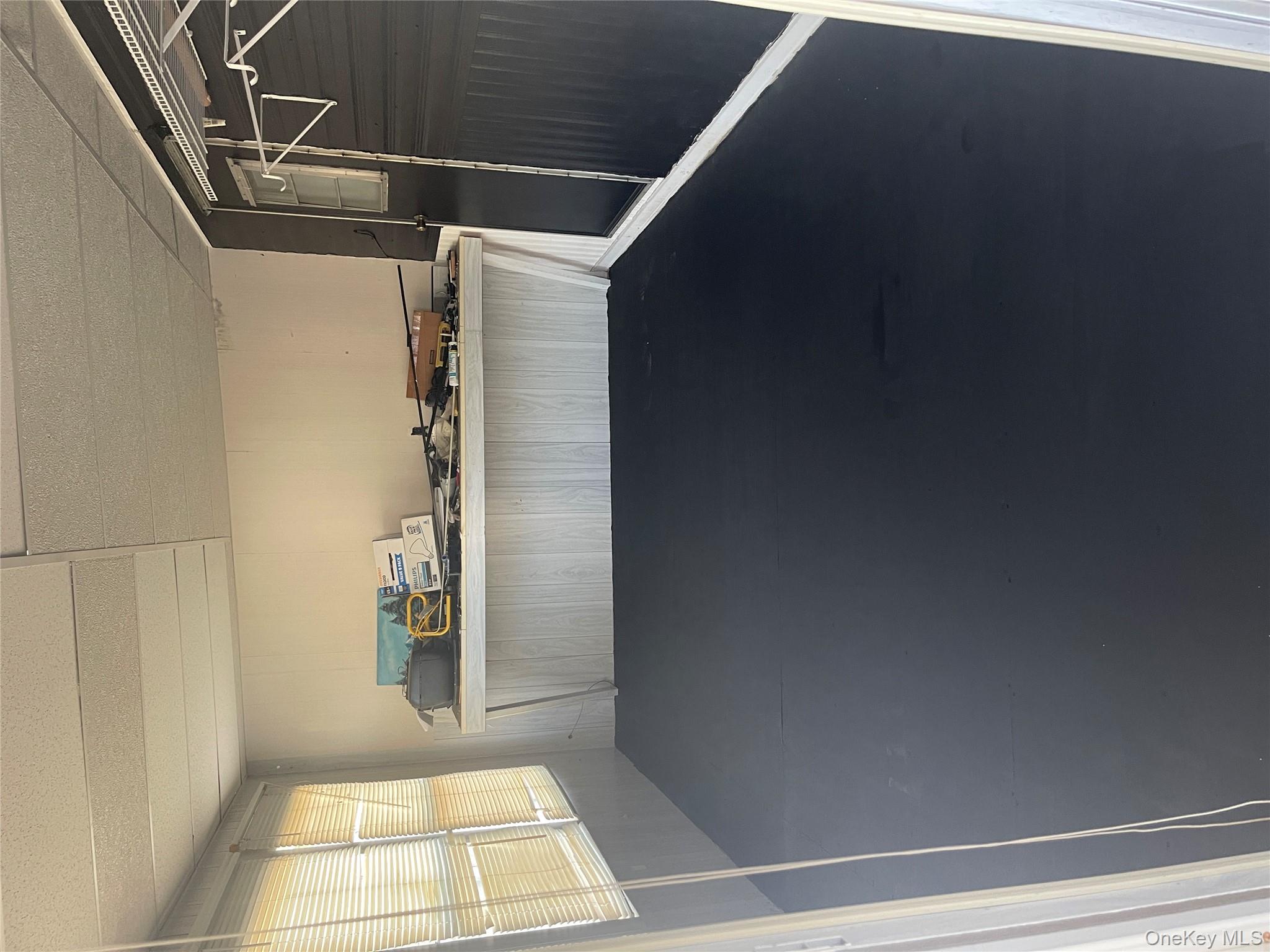 #6 photo, 1661 Old Country Road, Riverhead , NY 11901