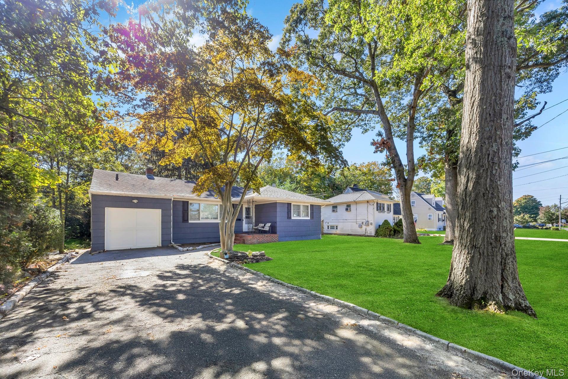 #10 photo, 432 Kime Avenue, West Islip , NY 11795