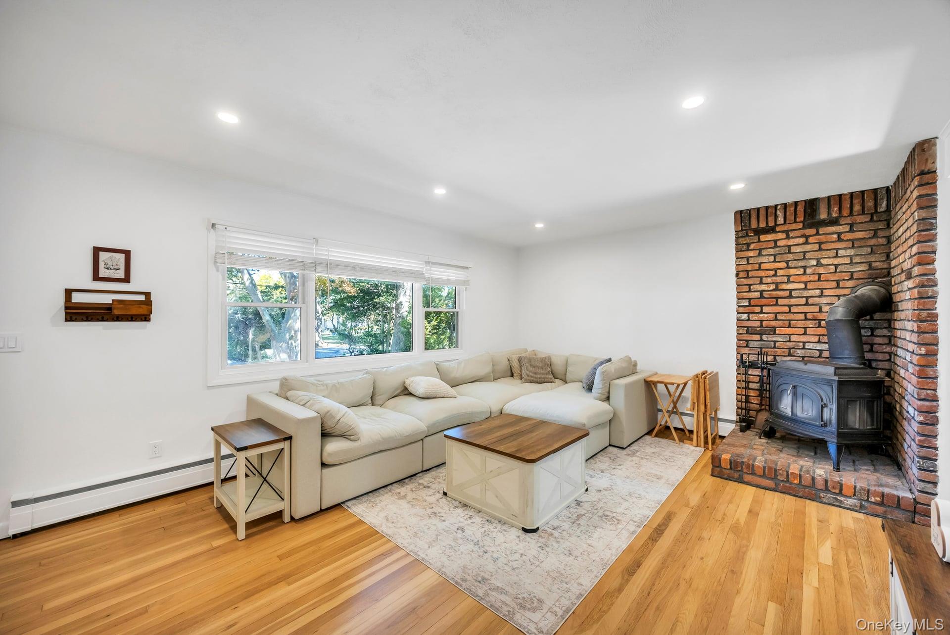 #17 photo, 432 Kime Avenue, West Islip , NY 11795