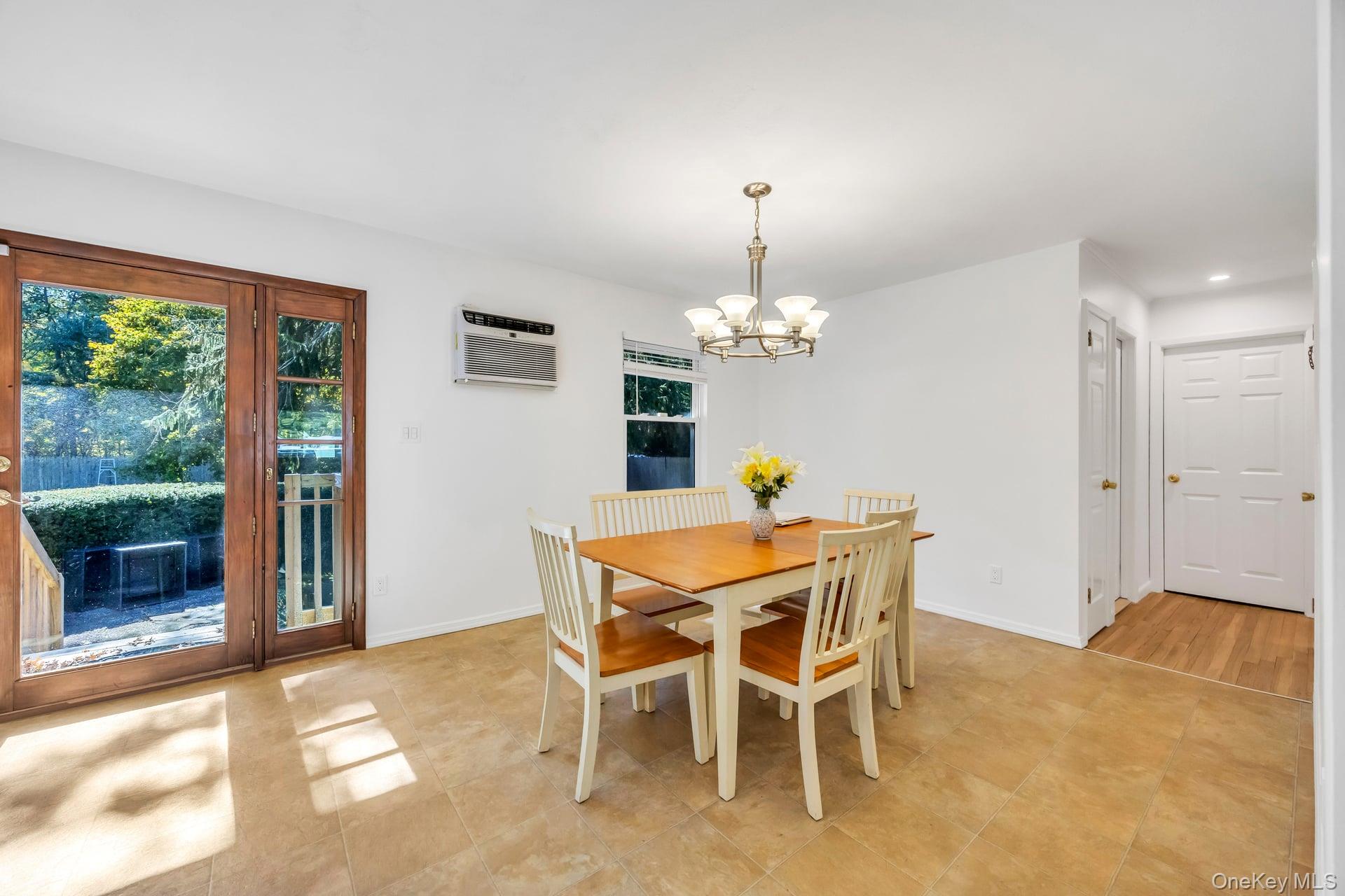 #20 photo, 432 Kime Avenue, West Islip , NY 11795