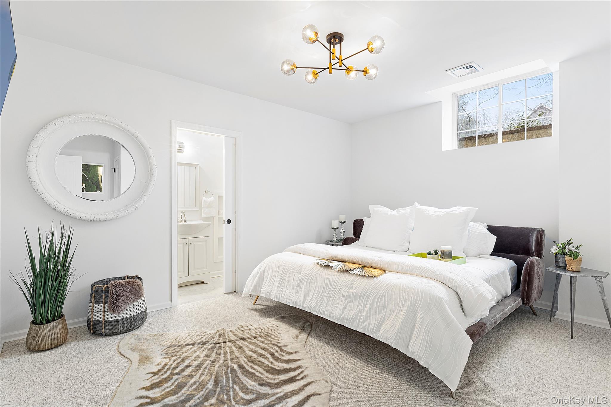 #8 photo, 1106 N Sea Road, Southampton , NY 11968