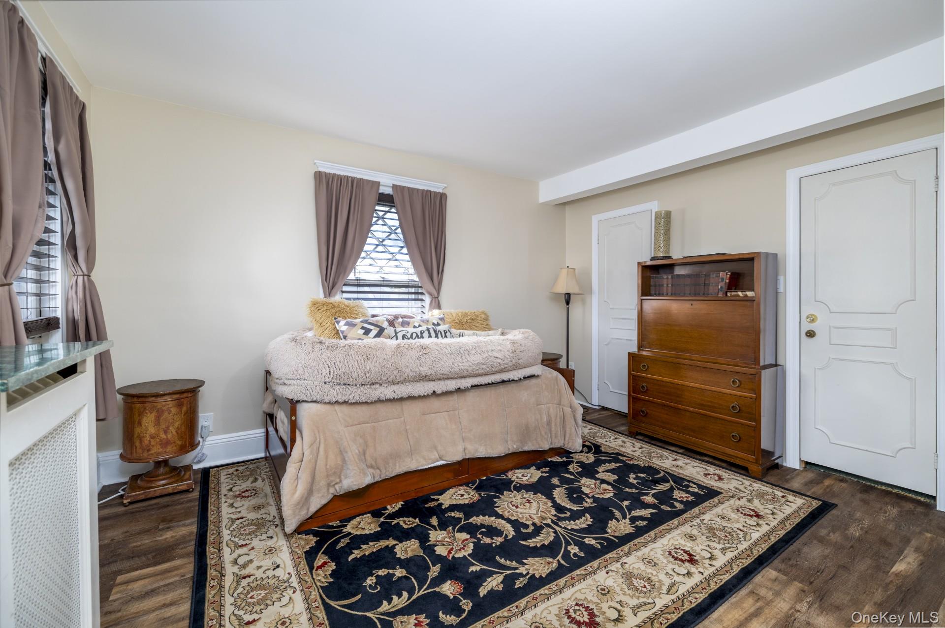 #19 photo, 75 Hendrickson Avenue, Rockville Centre , NY 11570