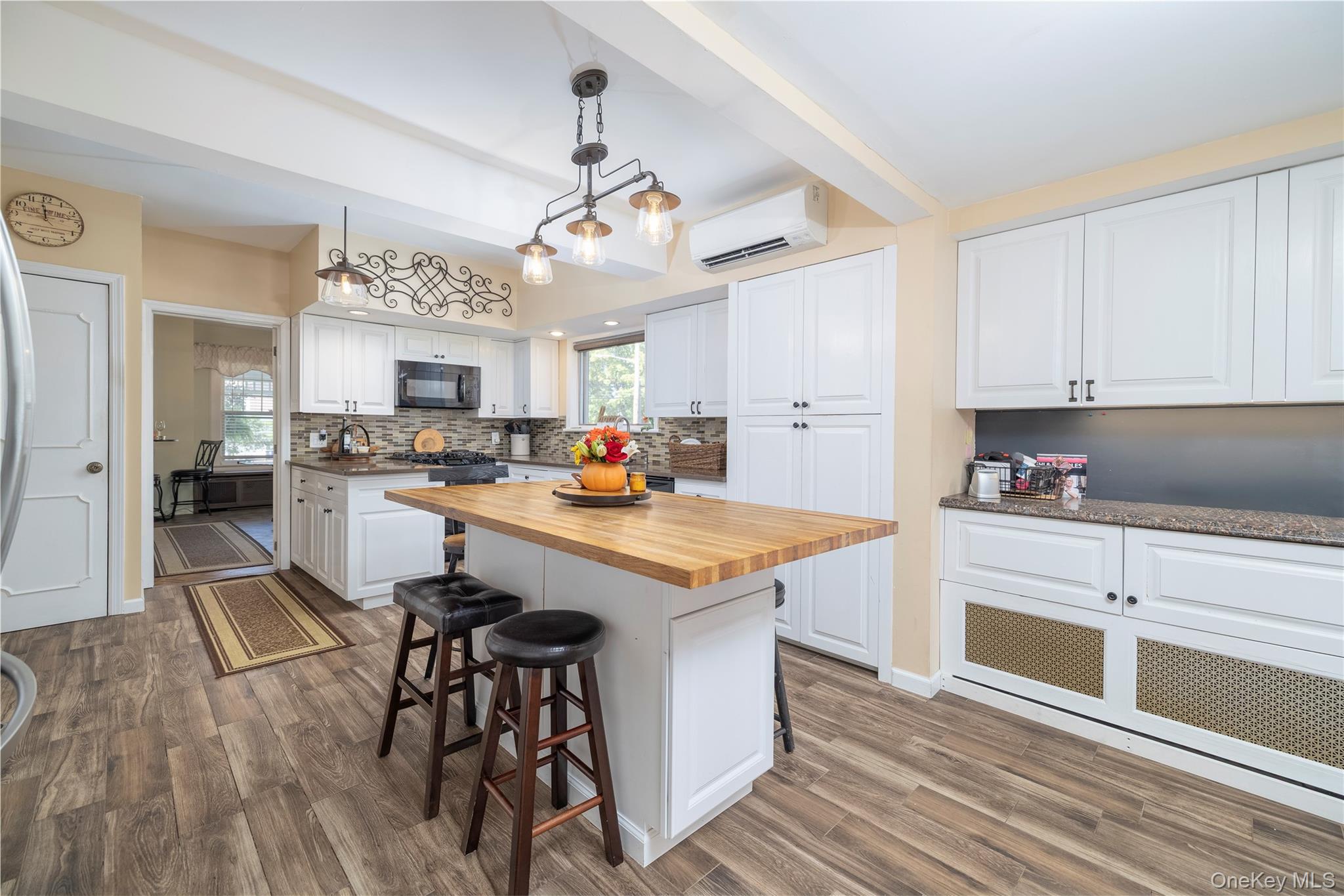 #9 photo, 75 Hendrickson Avenue, Rockville Centre , NY 11570