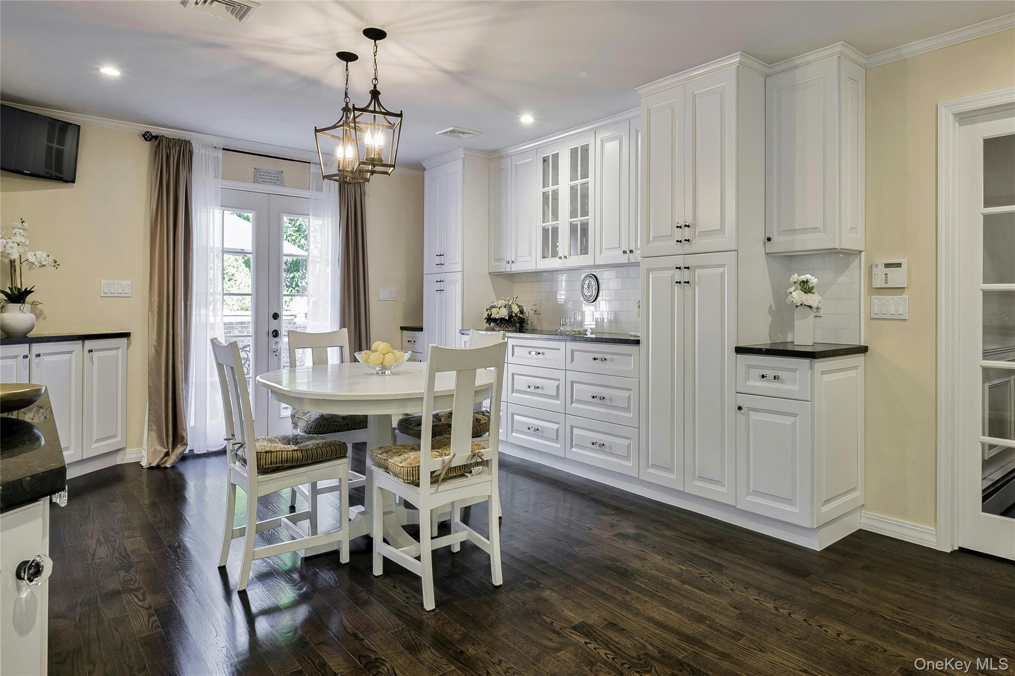 #17 photo, 8 Deepdale Drive, Manhasset , NY 11030