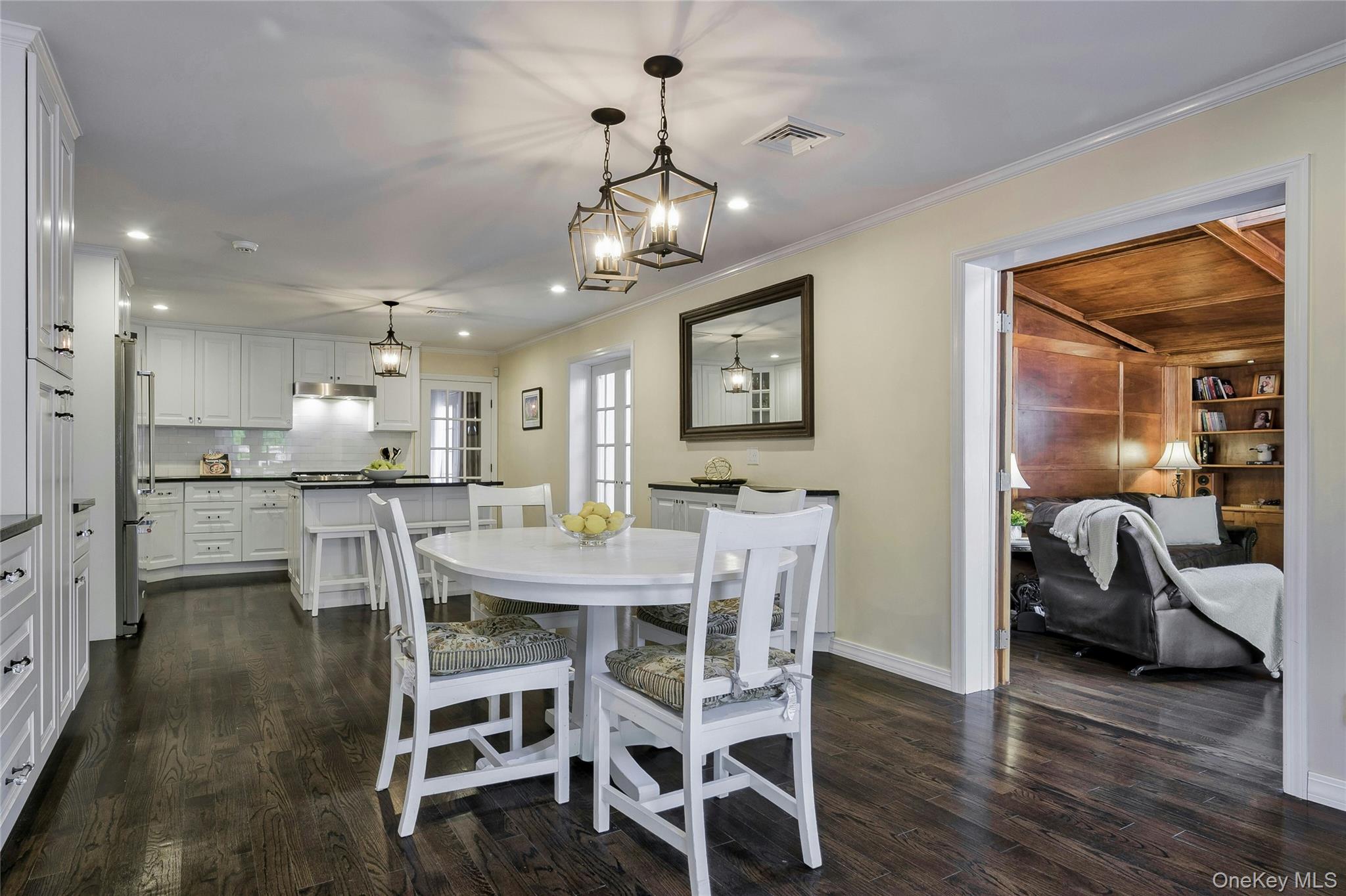 #19 photo, 8 Deepdale Drive, Manhasset , NY 11030