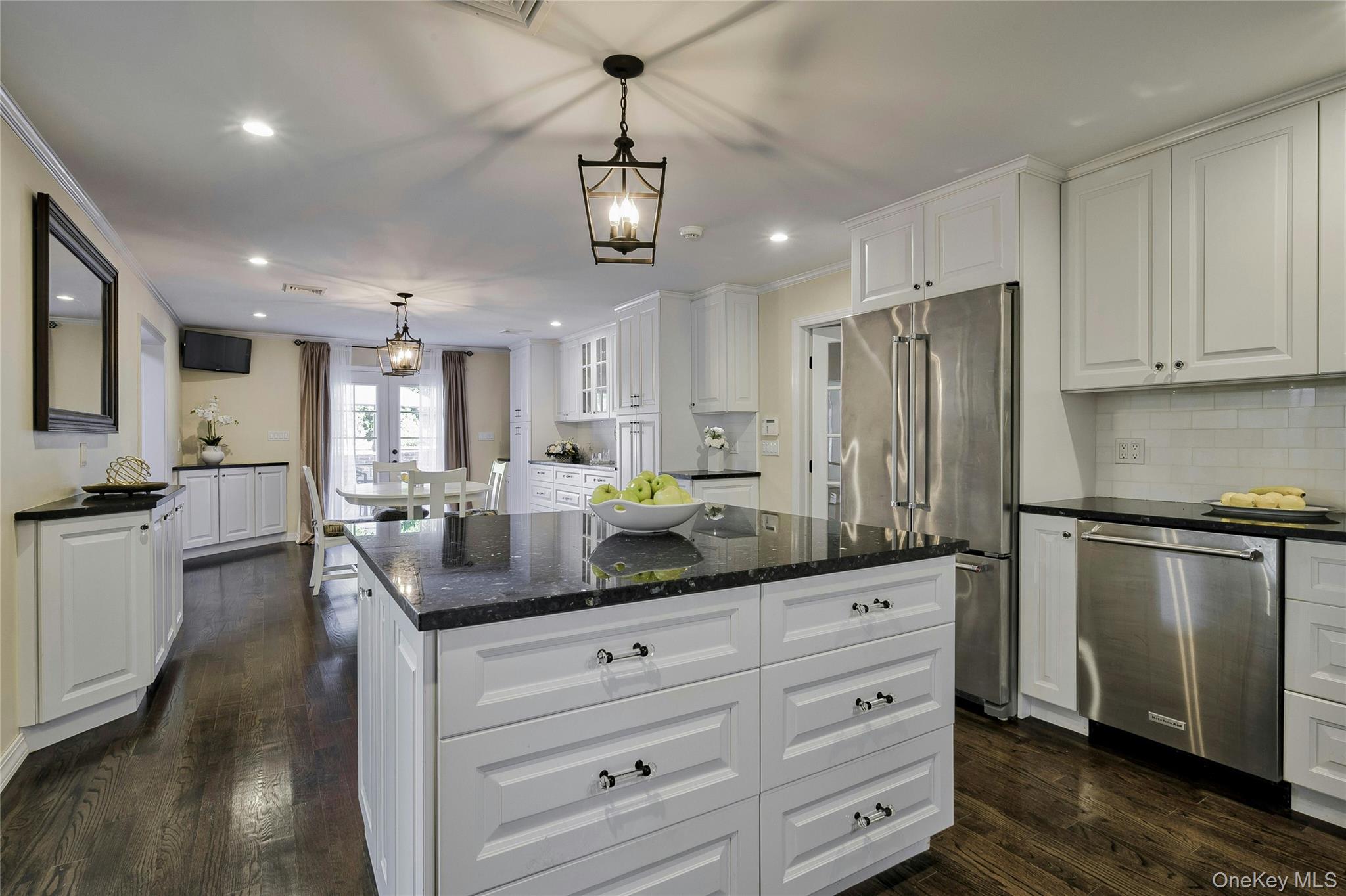 #4 photo, 8 Deepdale Drive, Manhasset , NY 11030