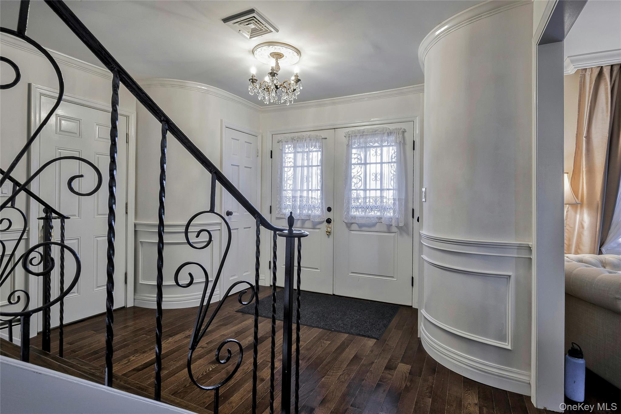 #8 photo, 8 Deepdale Drive, Manhasset , NY 11030