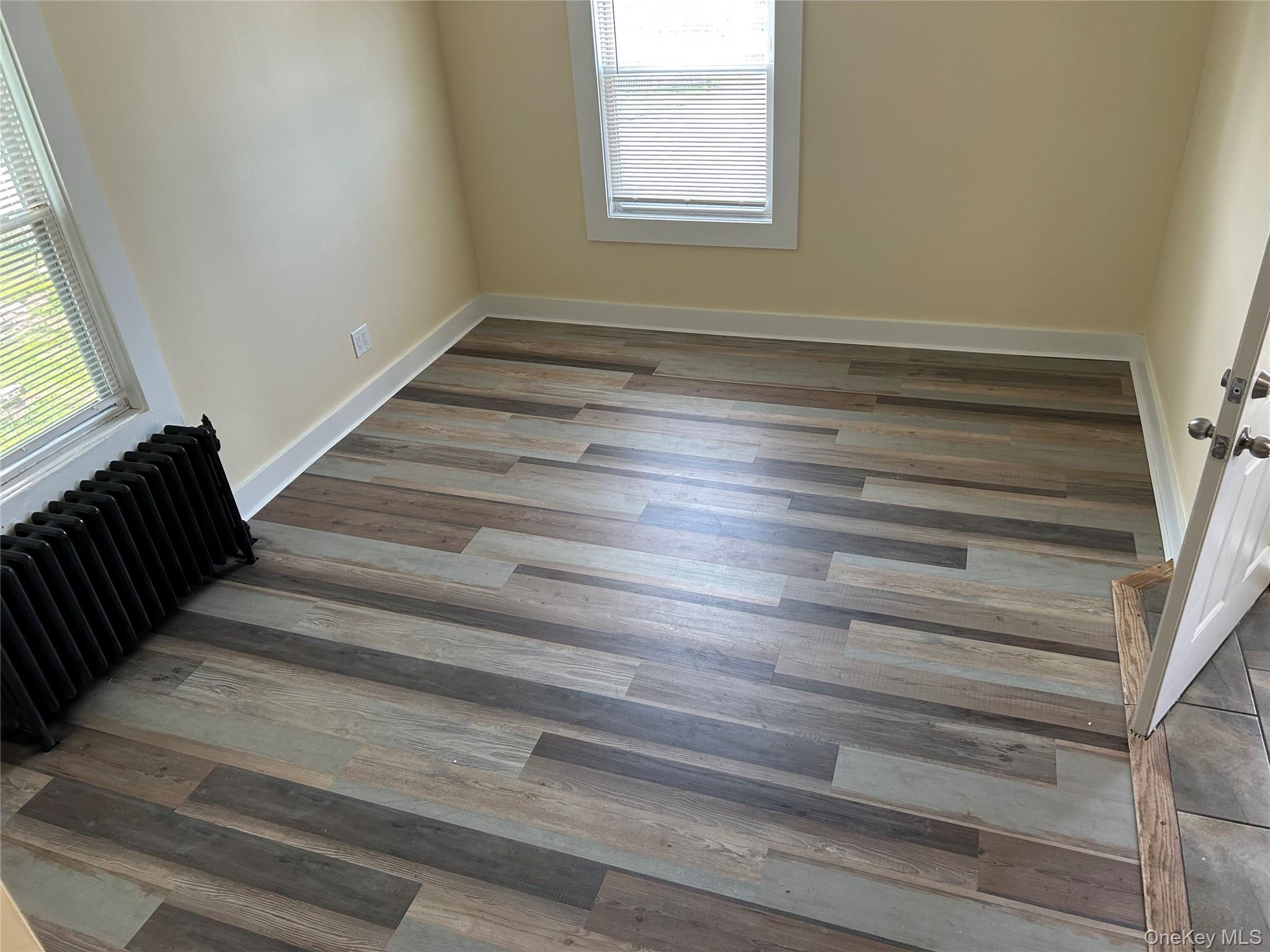 #11 photo, 46 Dawson Avenue, サフォーク郡 Kings Park , NY 11754