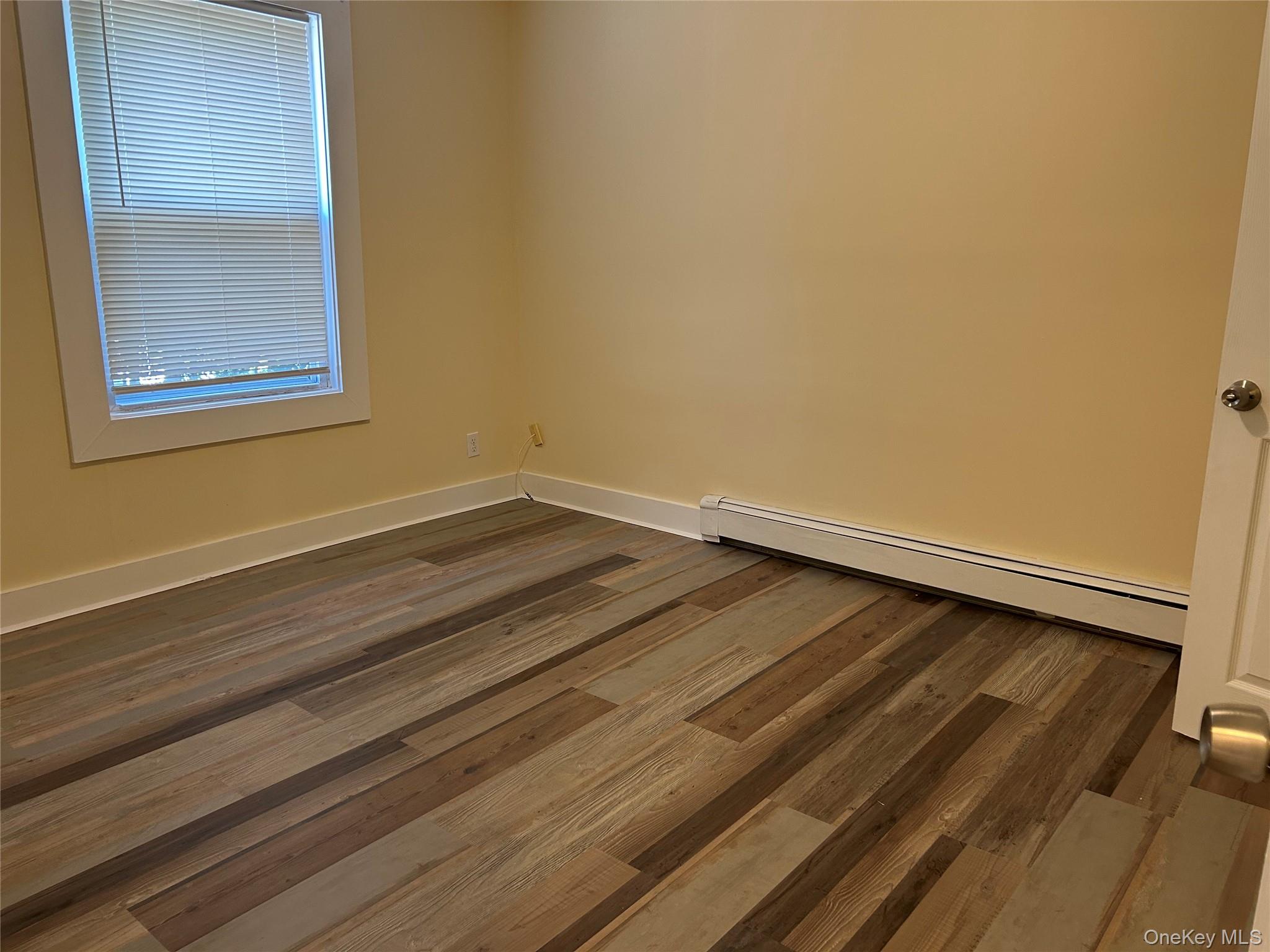 #5 photo, 46 Dawson Avenue, サフォーク郡 Kings Park , NY 11754