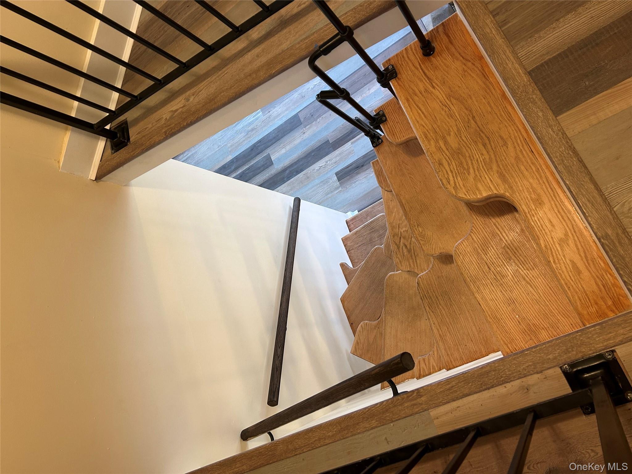 #8 photo, 46 Dawson Avenue, サフォーク郡 Kings Park , NY 11754