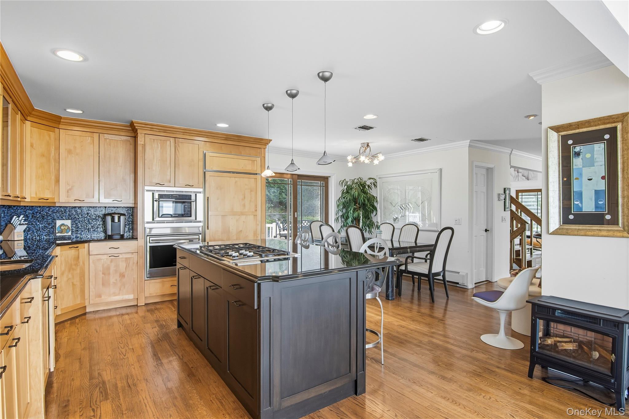 #11 photo, 27 Mohring Bay Court, ナッソー郡 Bayville , NY 11709