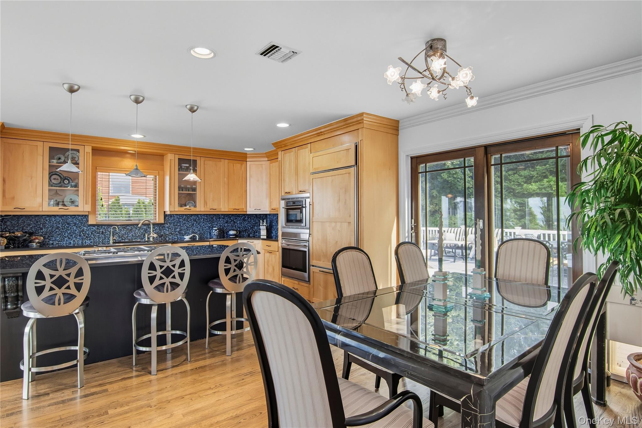 #12 photo, 27 Mohring Bay Court, ナッソー郡 Bayville , NY 11709