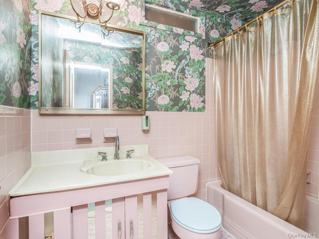 #17 photo, 127 Crisfield Street, Yonkers , NY 10710