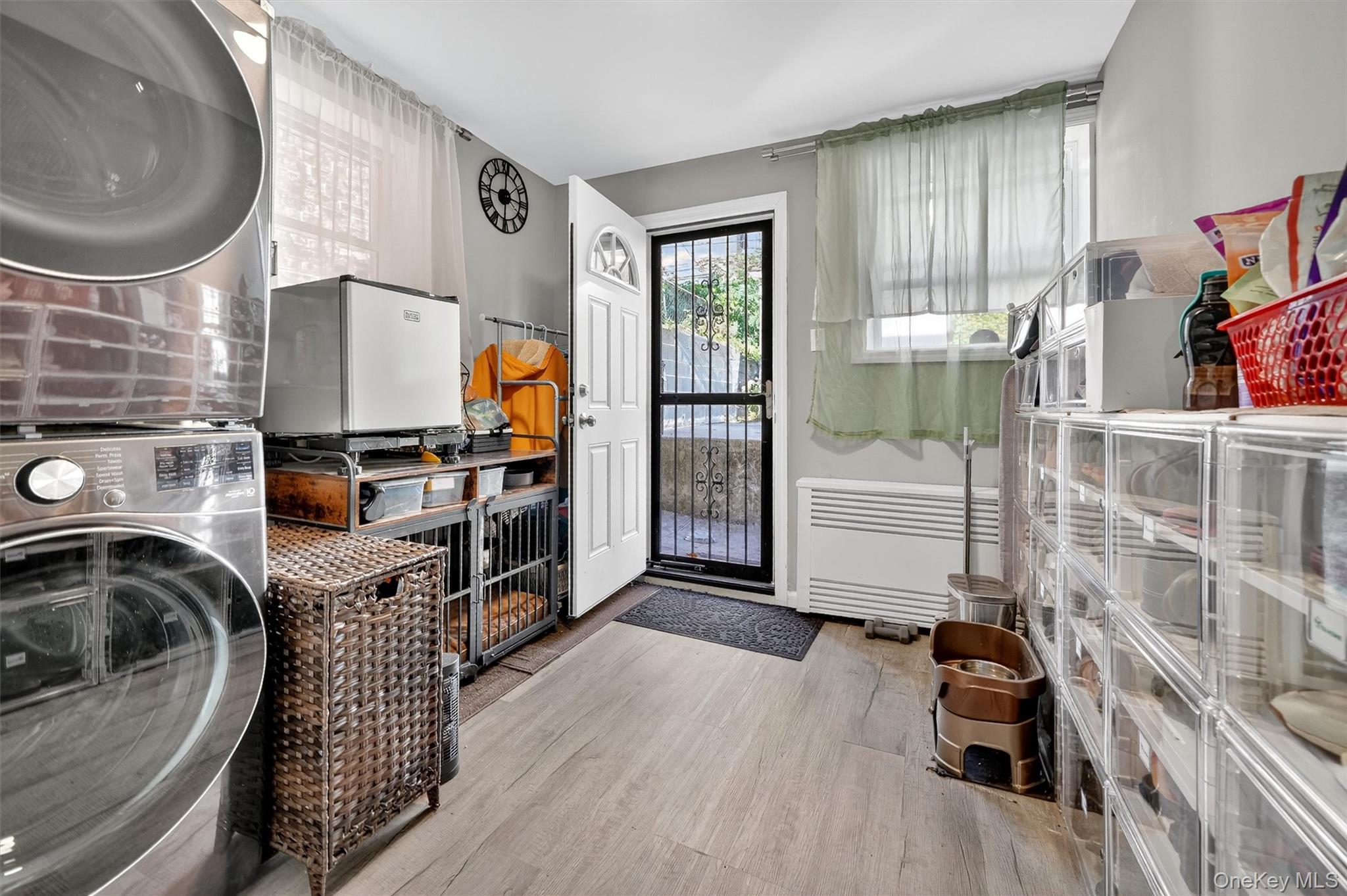 #18 photo, 1818 Tomlinson Avenue, Bronx , NY 10461