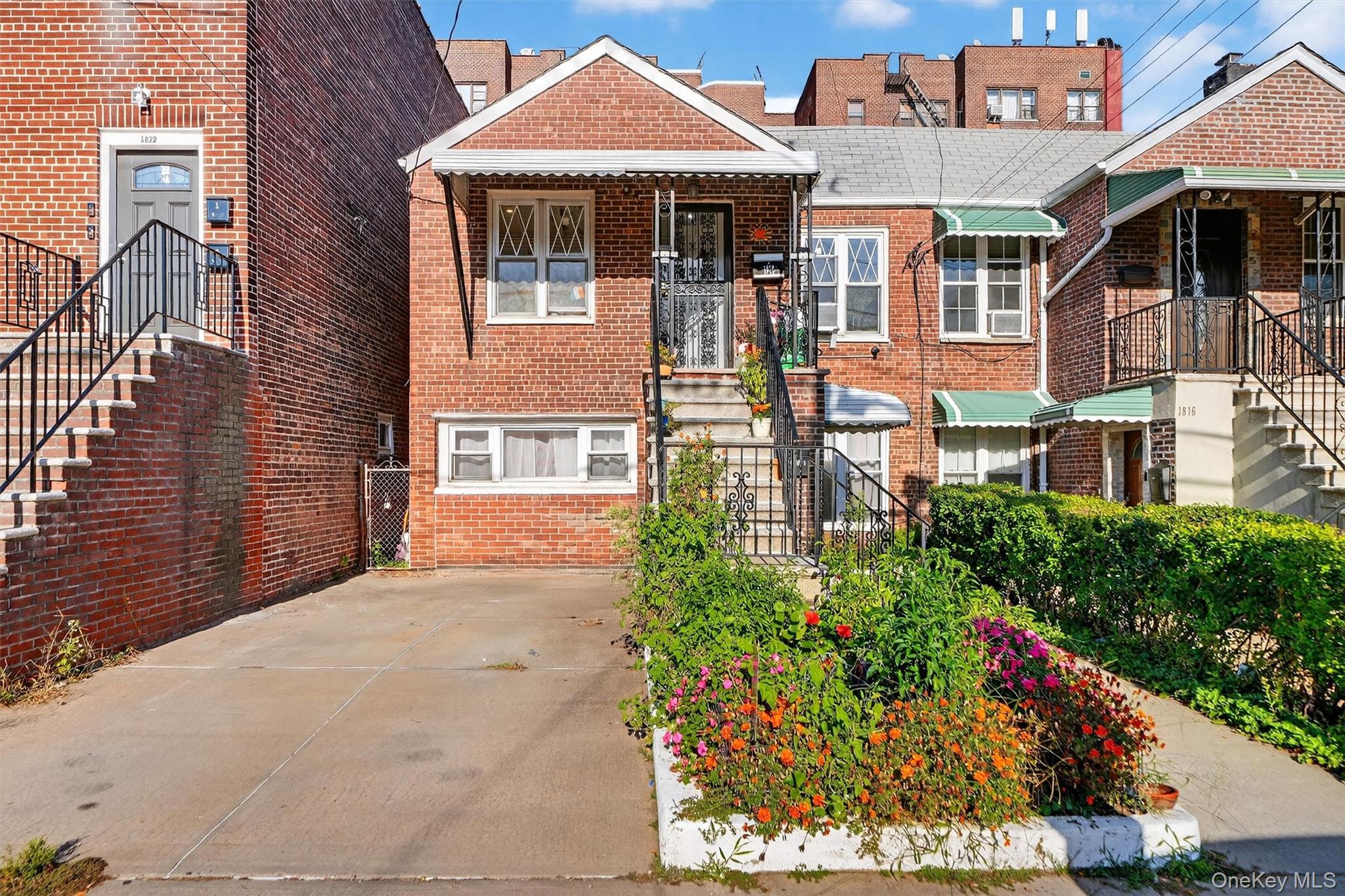 #5 photo, 1818 Tomlinson Avenue, Bronx , NY 10461