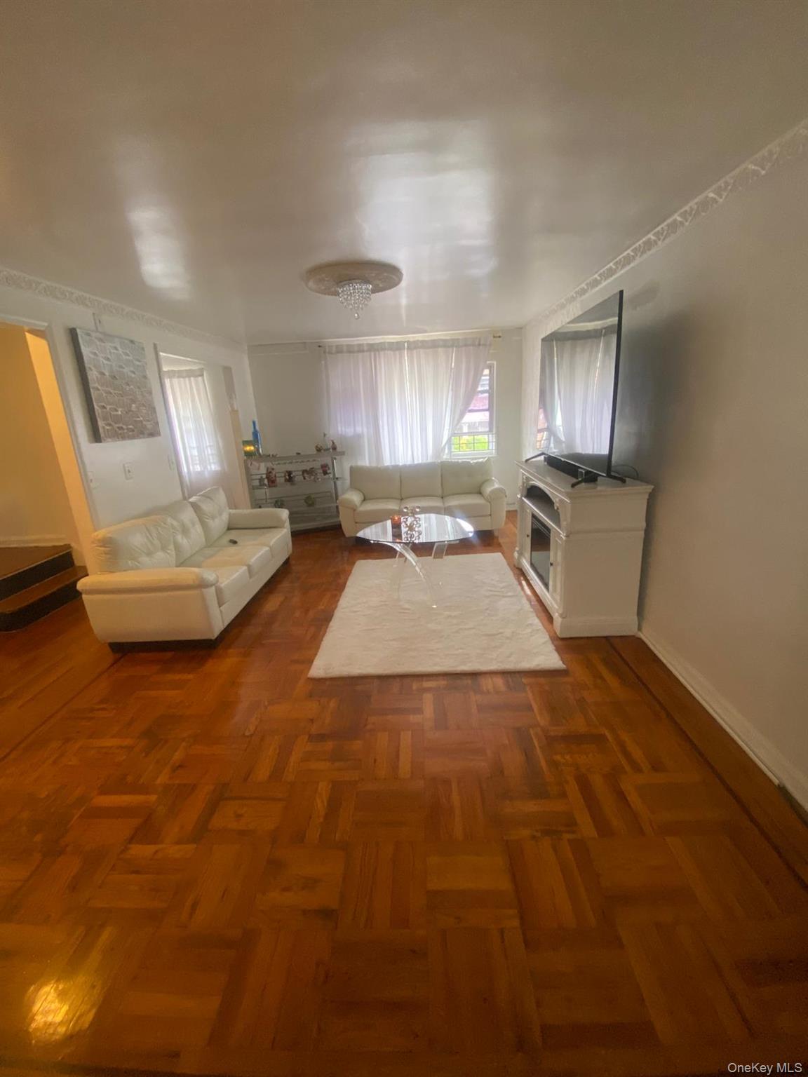 #17 photo, 2923 N Mickle Avenue, Bronx , NY 10469