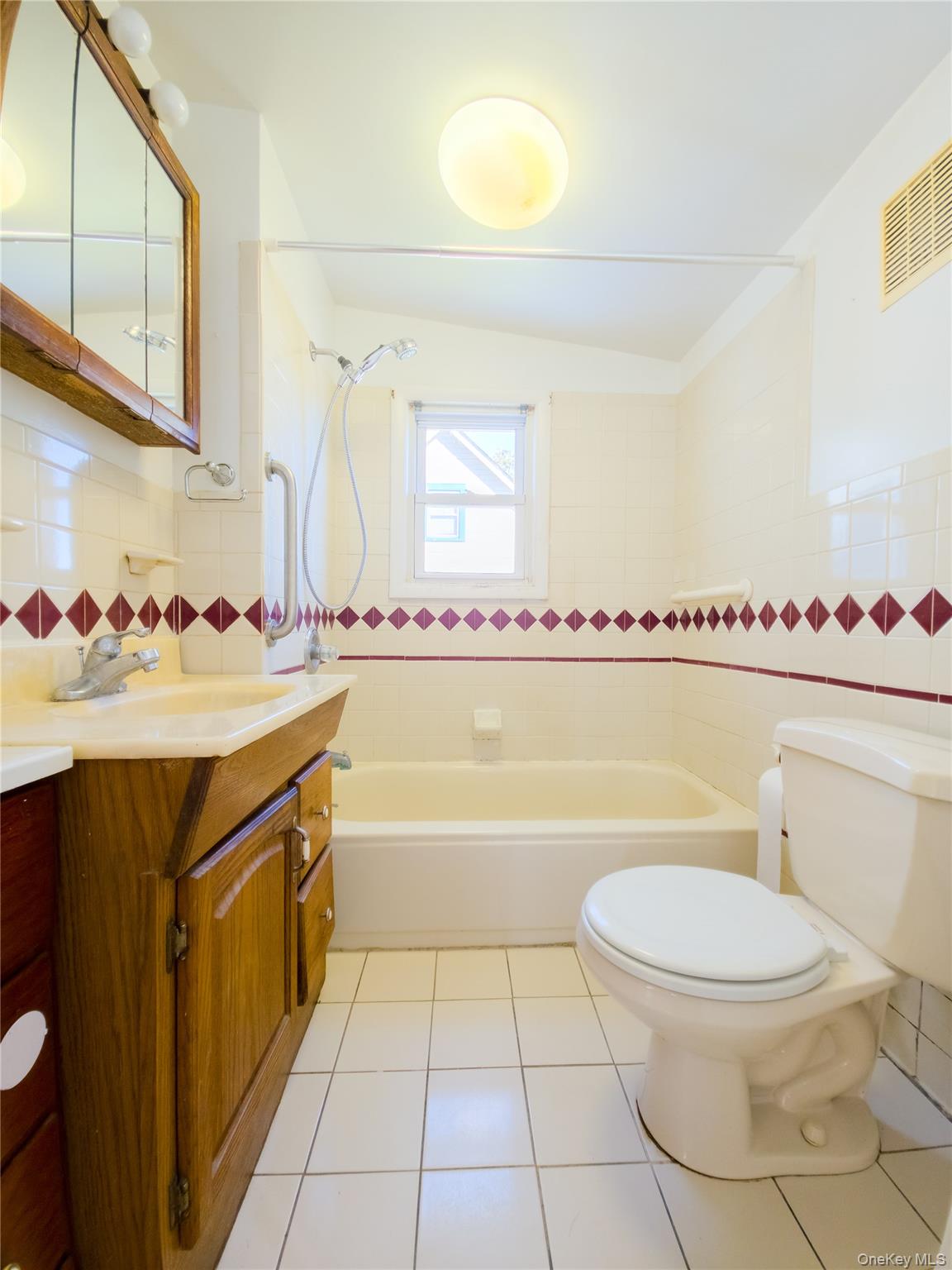 #10 photo, 35 Entrance Way, Mahopac , NY 10541