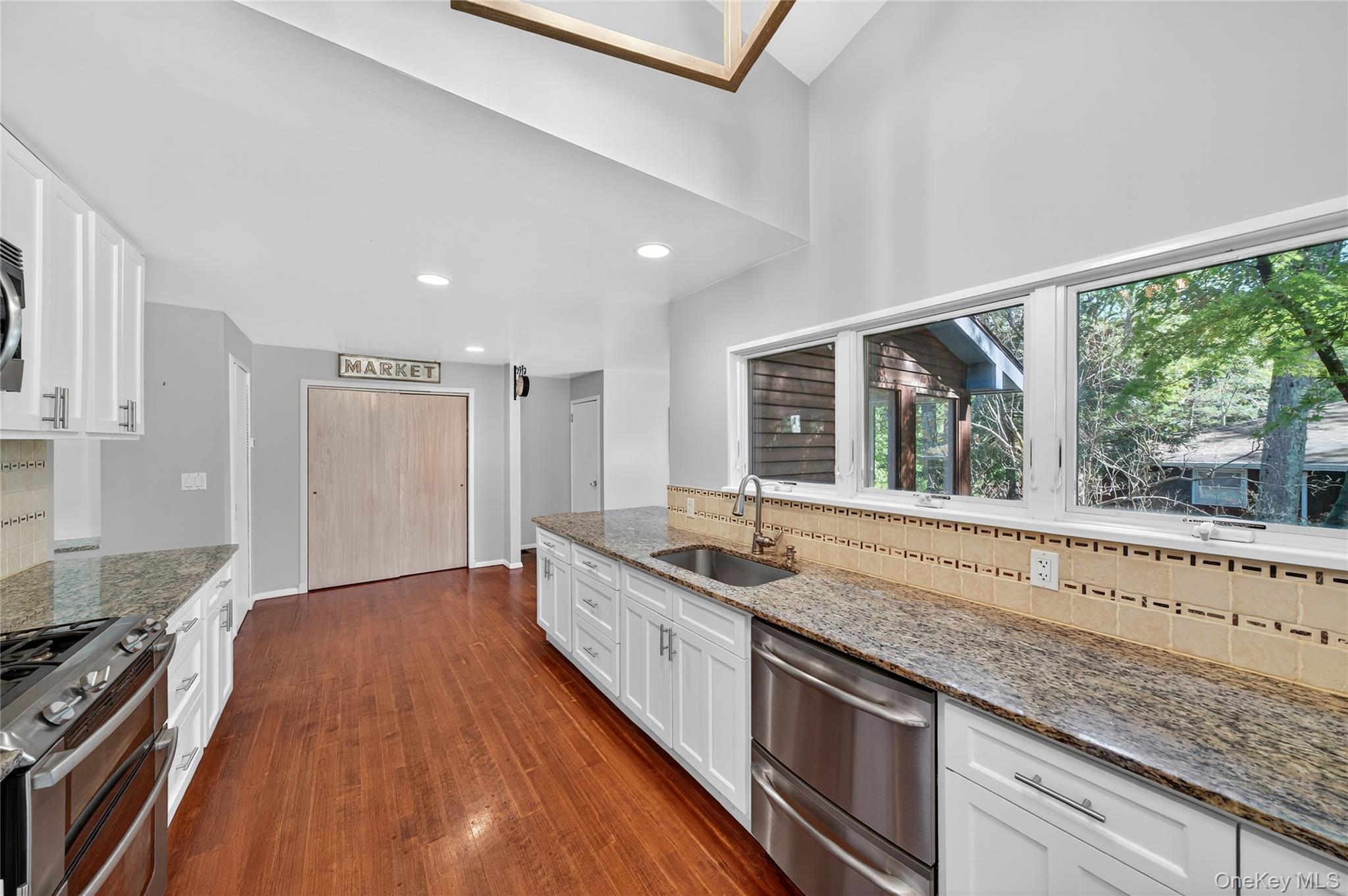 #14 photo, 35 Deer Path Road, 纽约州 Tuxedo Park , NY 10987