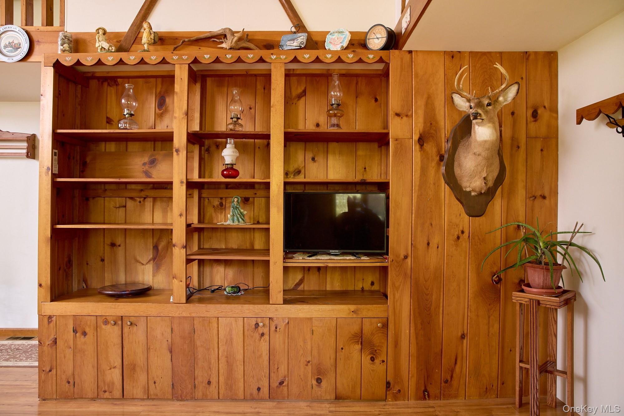 #17 photo, 46 Shivertown, New Paltz , NY 12561