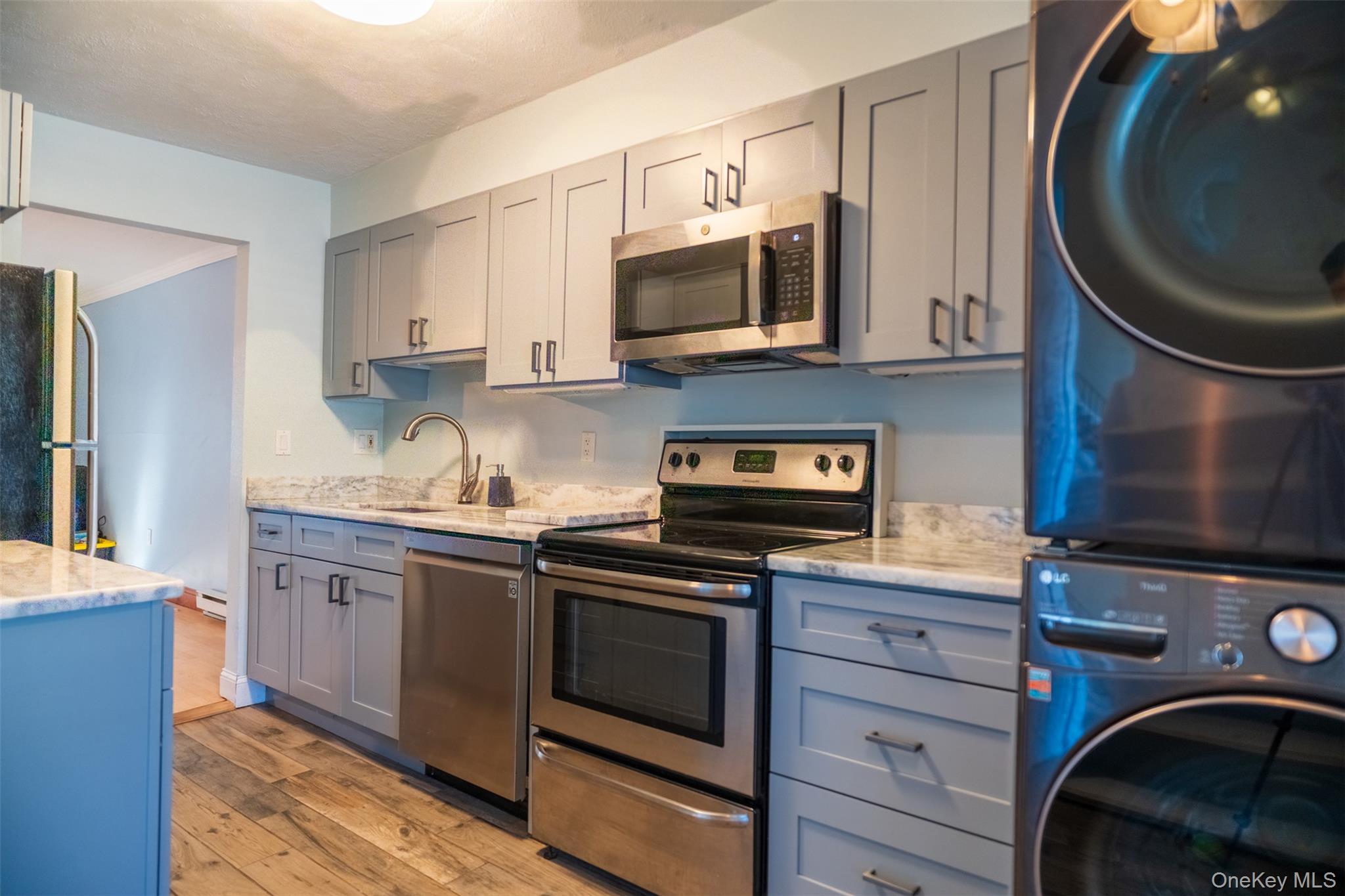 #15 photo, 5 Hammond Plaza, Beacon , NY 12508