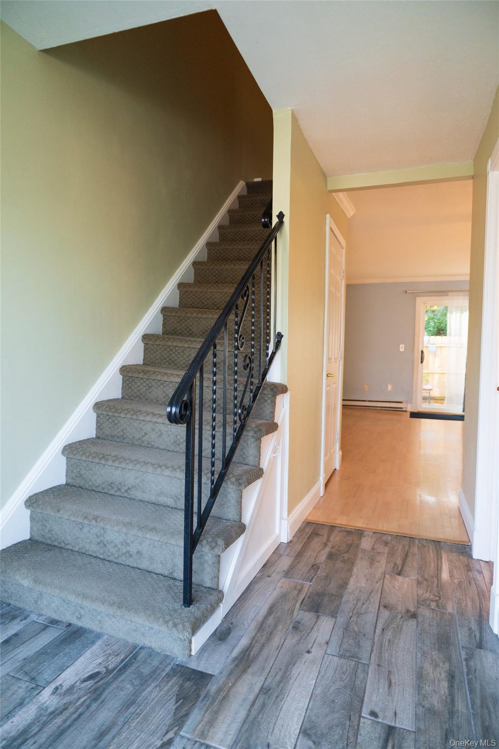 #3 photo, 5 Hammond Plaza, Beacon , NY 12508