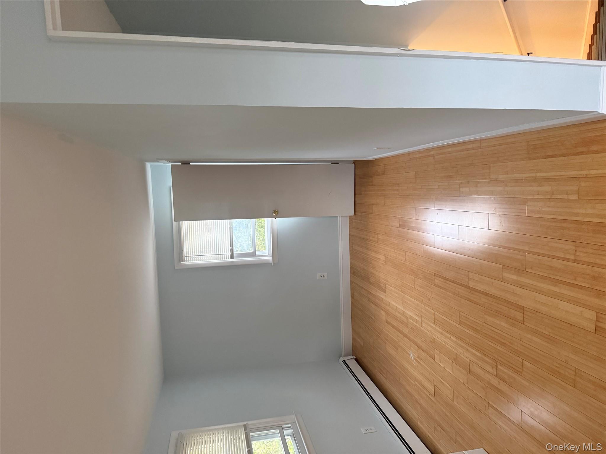 #4 photo, 46 Brown Street, ナッソー郡 Sea Cliff , NY 11579