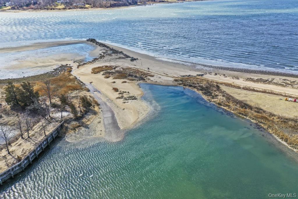 #1 photo, 4 Elfland Court, ナッソー郡 Oyster Bay Cove , NY 11771