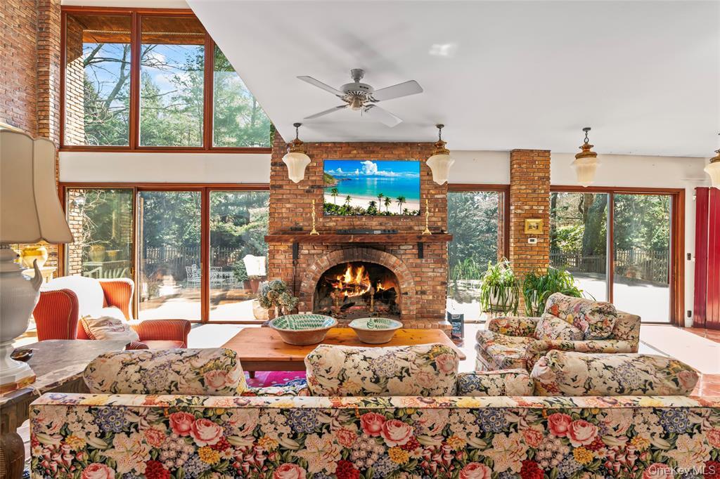 #11 photo, 4 Elfland Court, ナッソー郡 Oyster Bay Cove , NY 11771