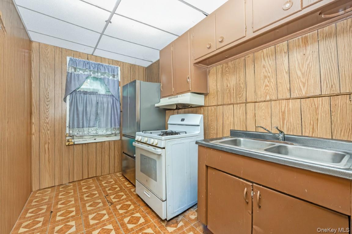 #12 photo, 142-56 Rockaway Boulevard, South Ozone Park , NY 11436