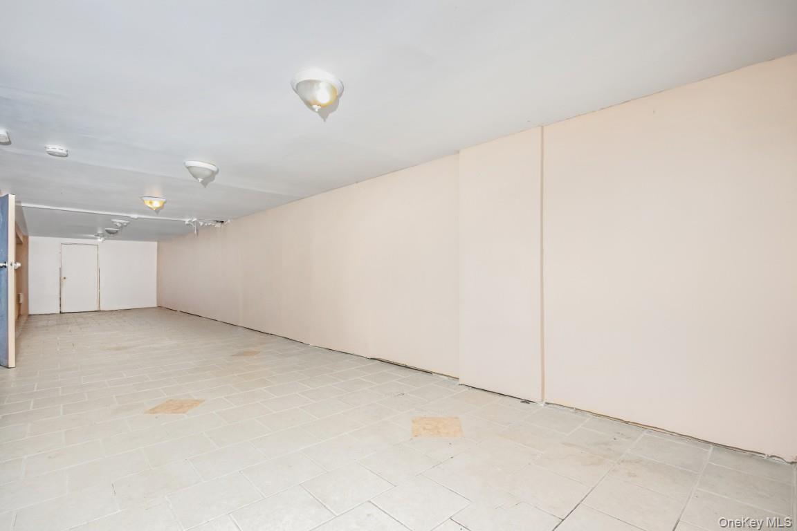 #17 photo, 142-56 Rockaway Boulevard, South Ozone Park , NY 11436