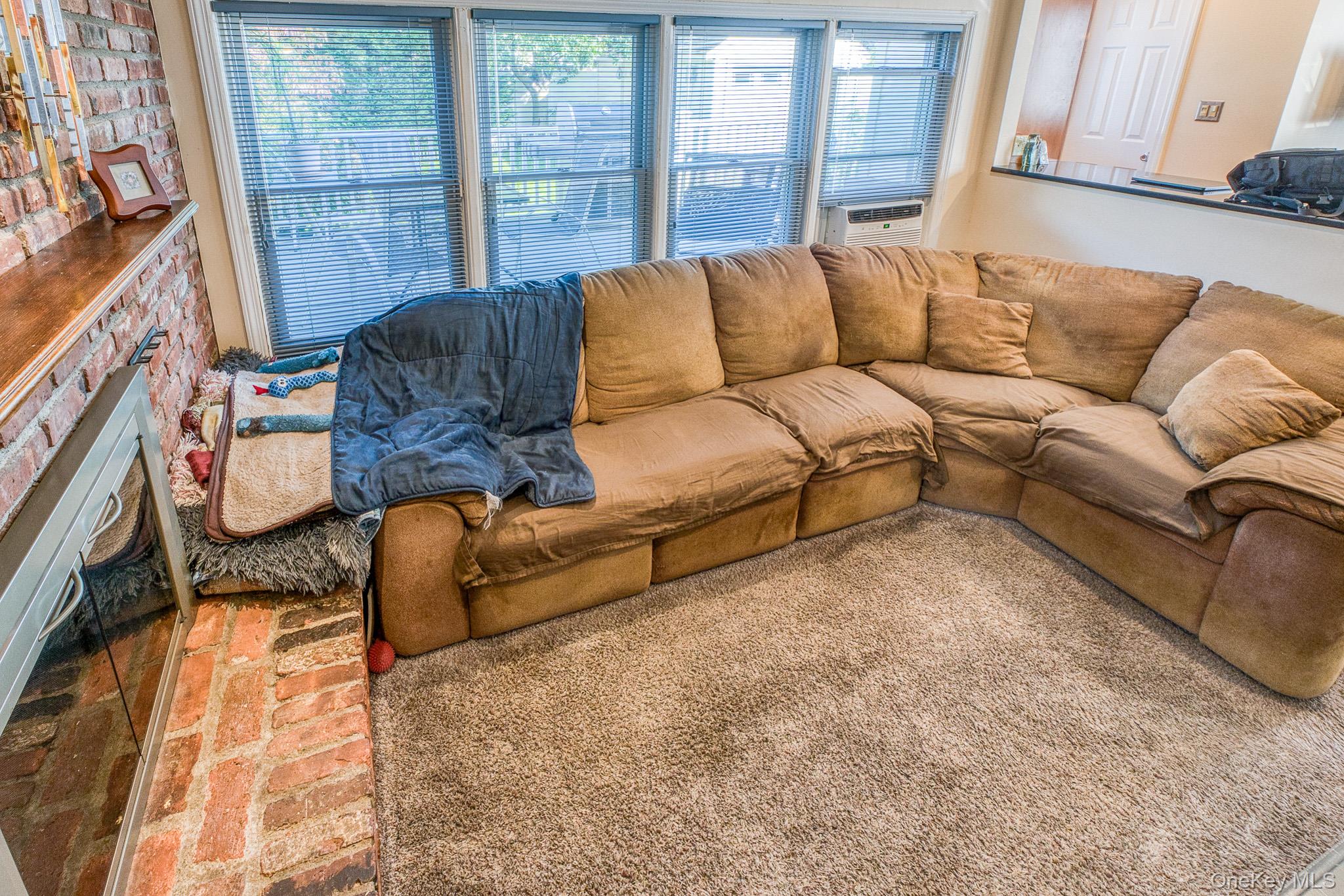 #16 photo, 2531 Mount Avenue, Oceanside , NY 11572