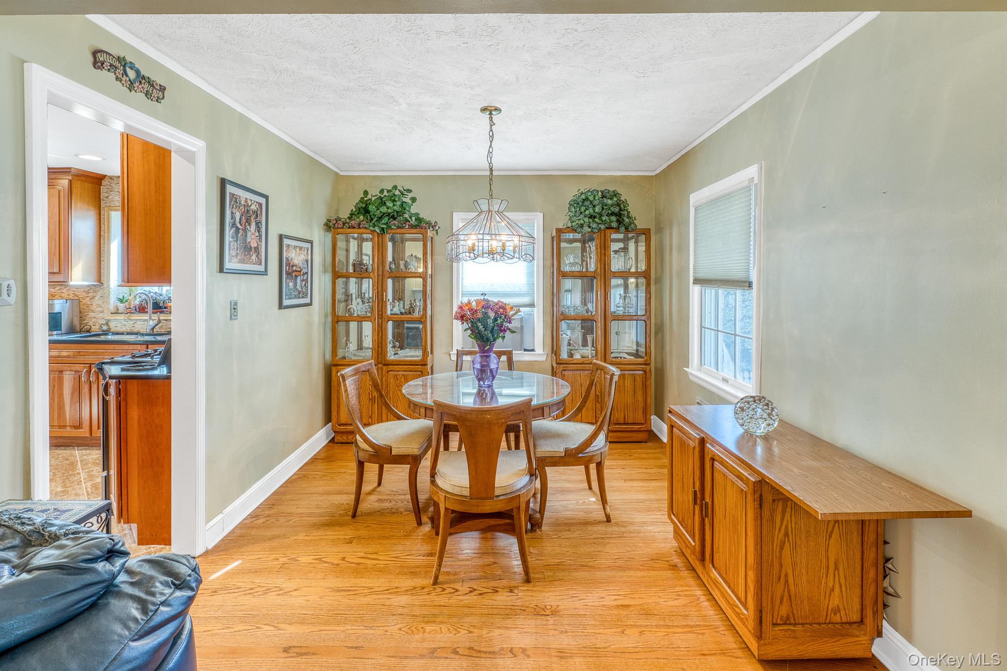 #3 photo, 2531 Mount Avenue, Oceanside , NY 11572