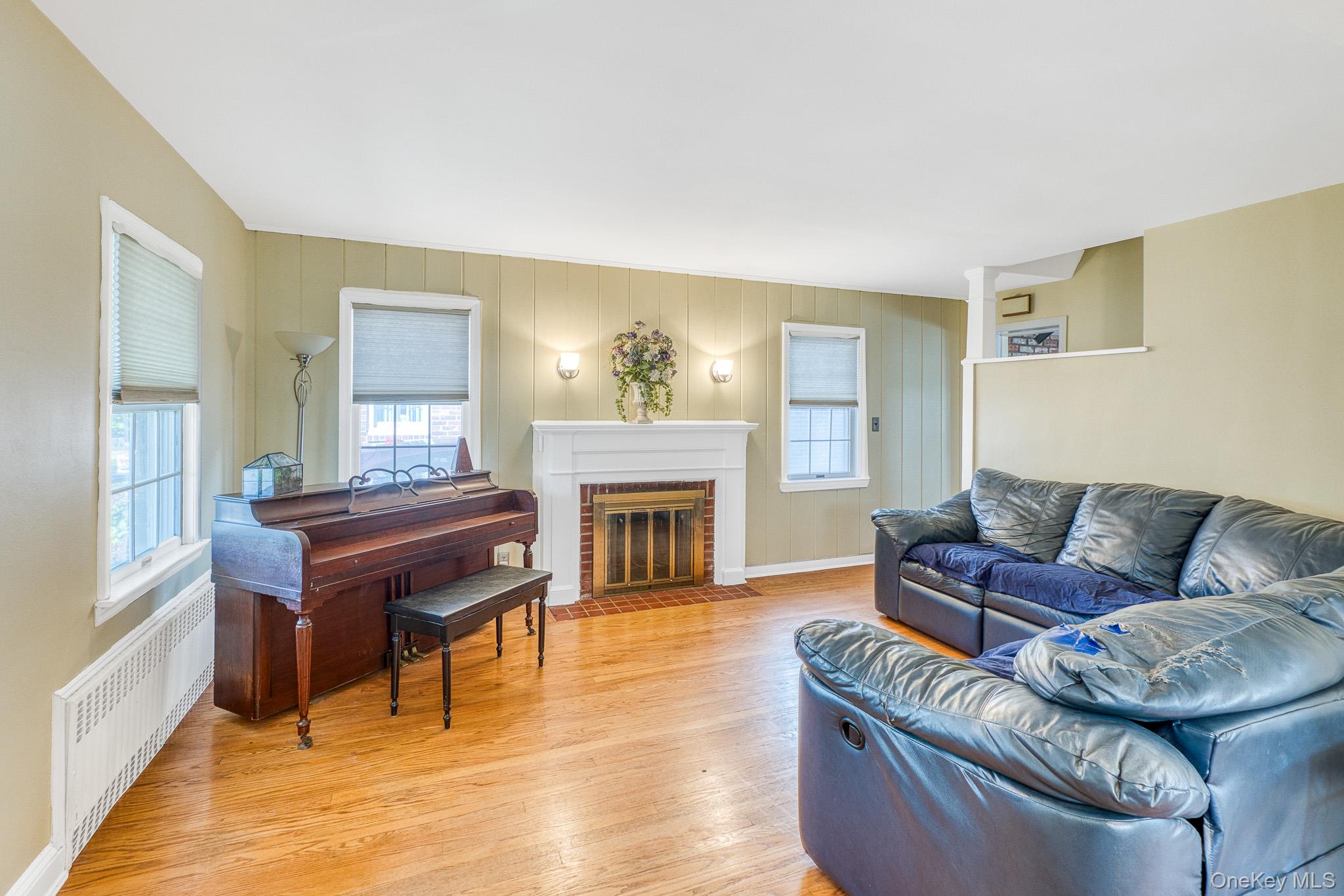 #7 photo, 2531 Mount Avenue, Oceanside , NY 11572