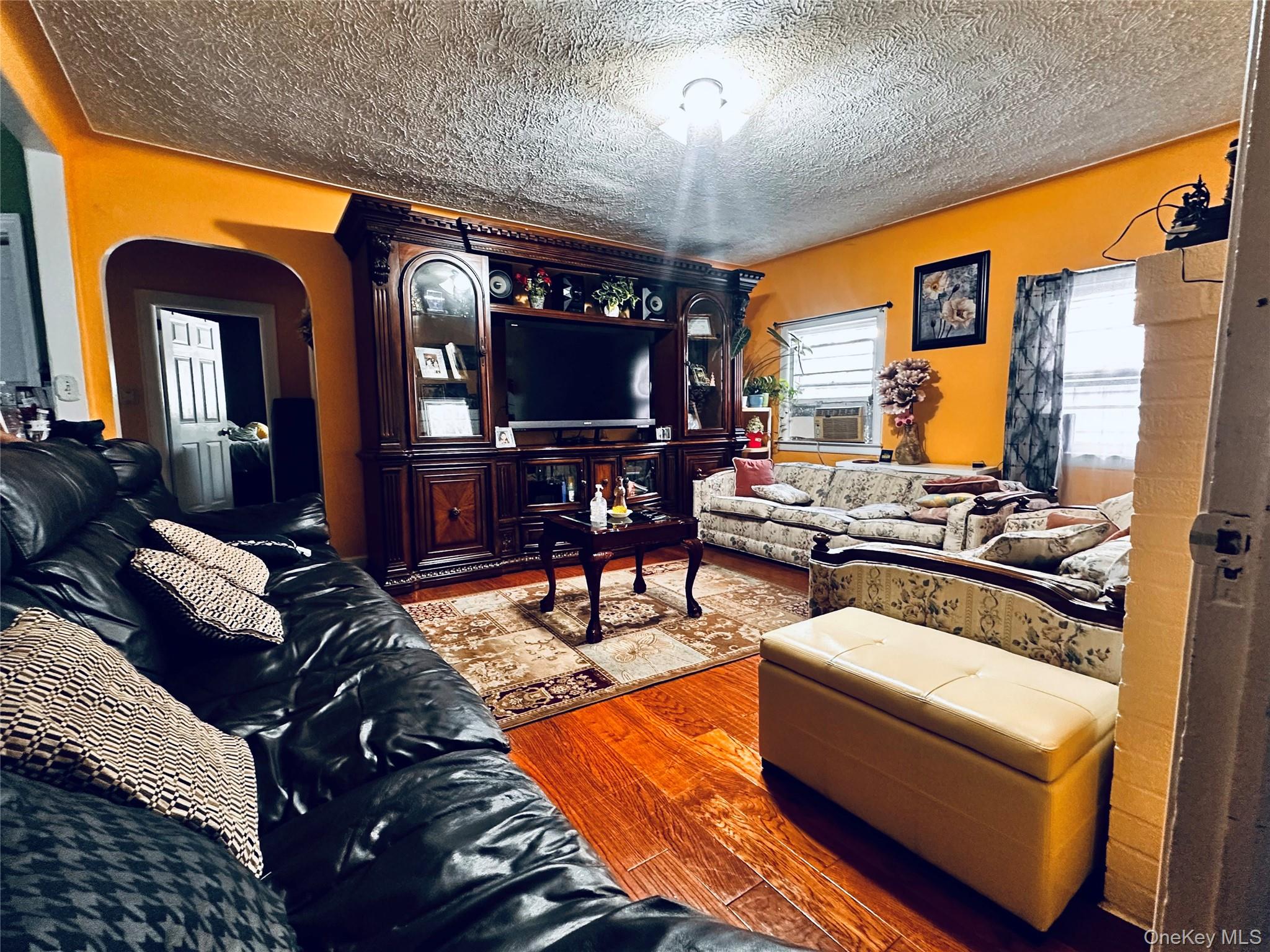 #2 photo, 17 Flint Avenue, Hempstead , NY 11550