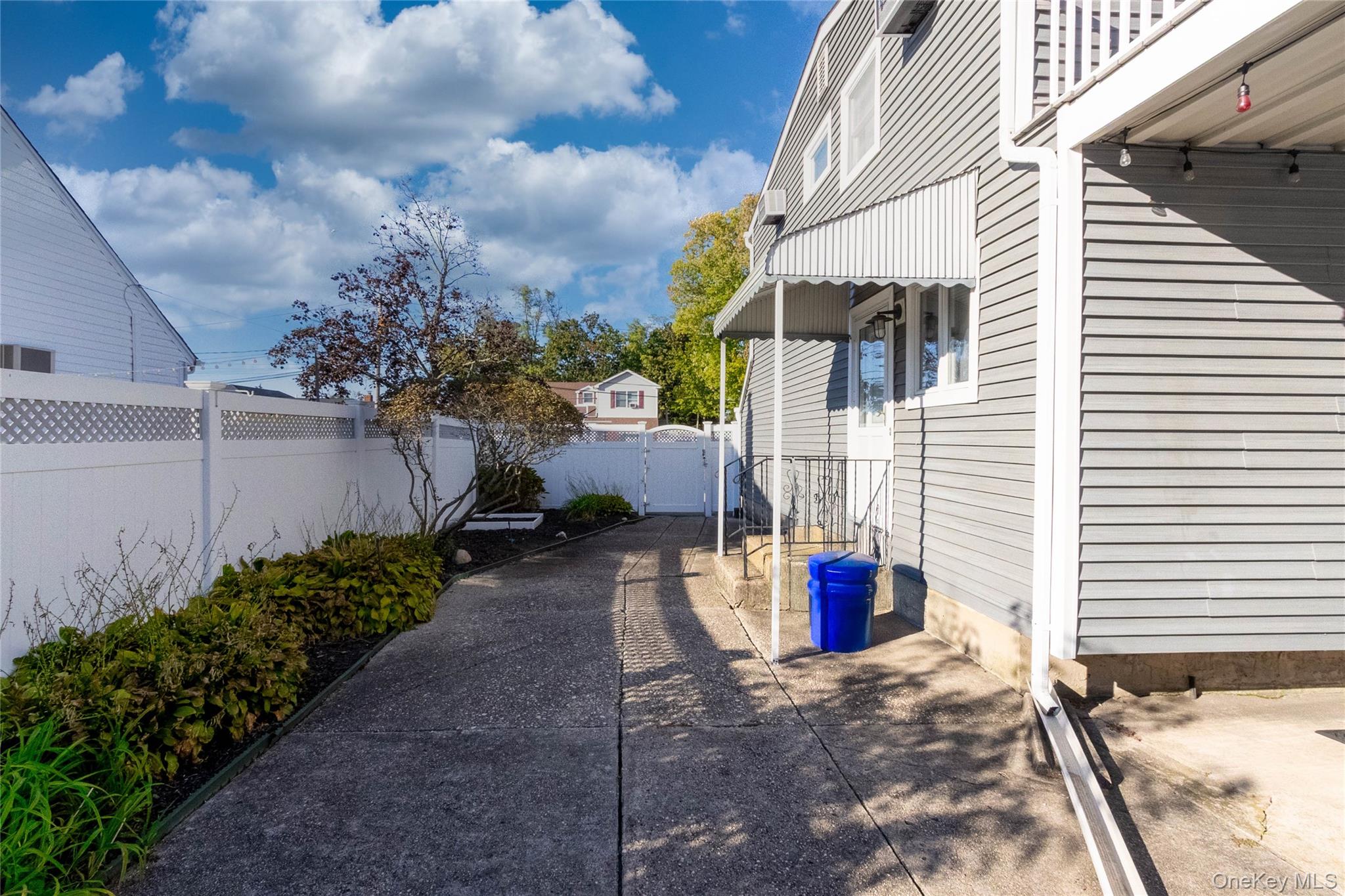 #7 photo, 24 Dulittle Street, North Babylon , NY 11703