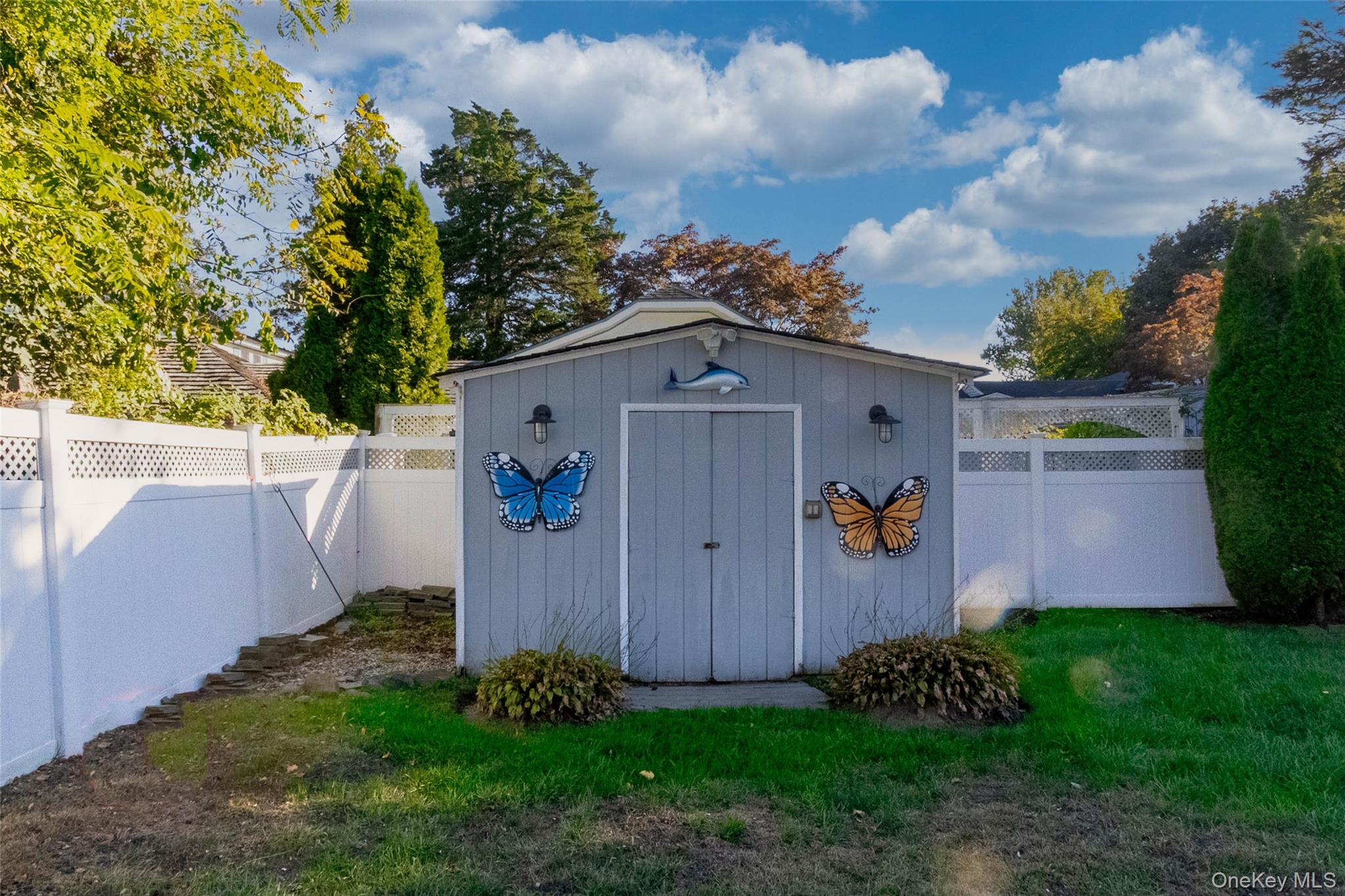 #8 photo, 24 Dulittle Street, North Babylon , NY 11703