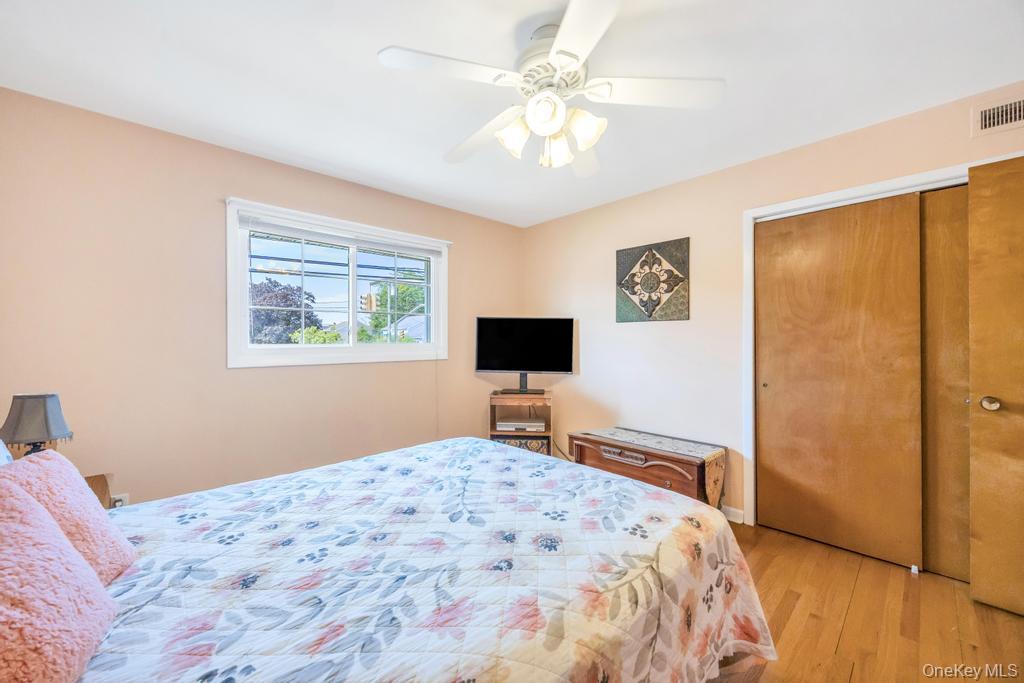 #19 photo, 338 Stewart Avenue, Bethpage , NY 11714