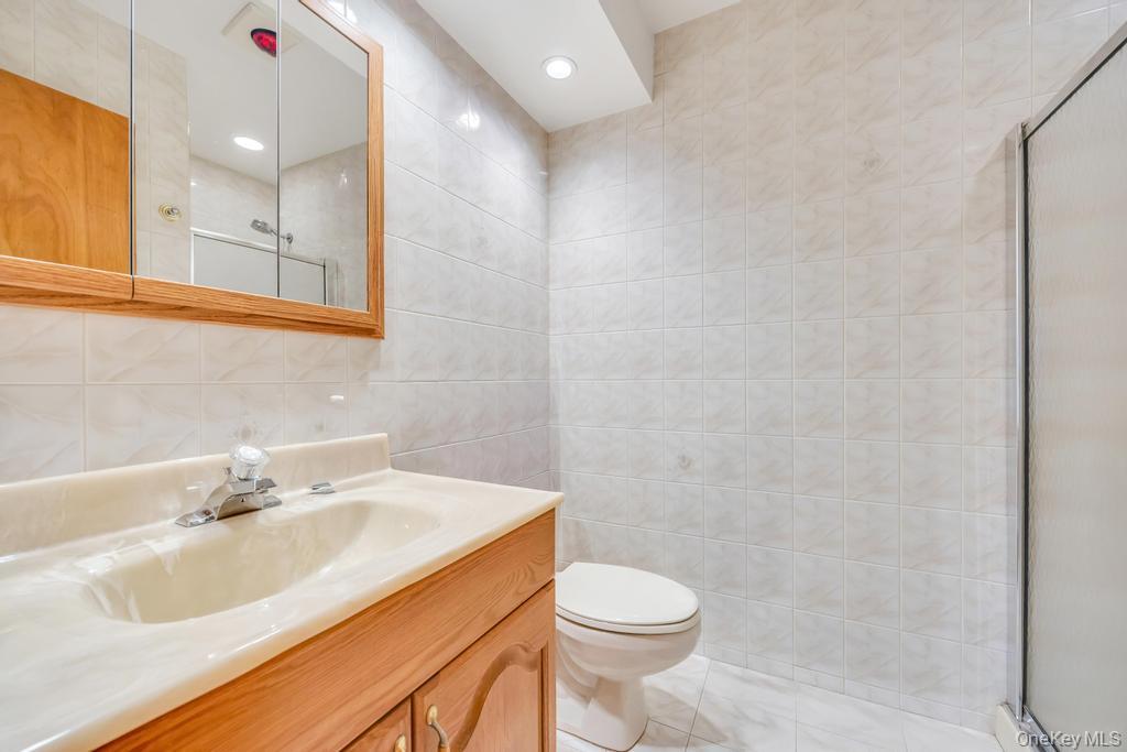 #20 photo, 338 Stewart Avenue, Bethpage , NY 11714