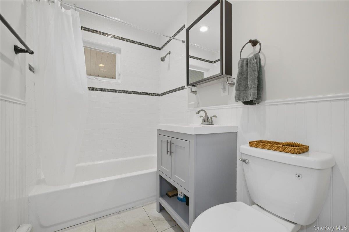 #12 photo, 59 Cotton Lane, ナッソー郡 Levittown , NY 11756