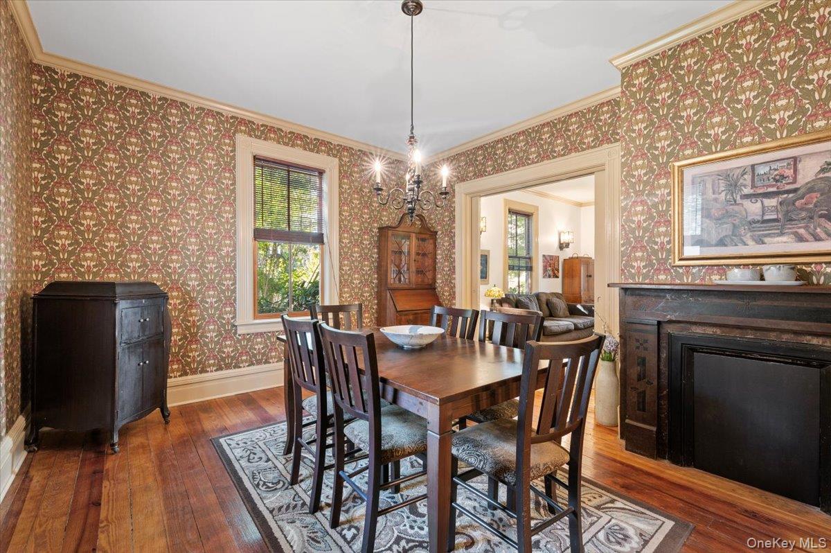 #12 photo, 9 Maple Avenue, Sea Cliff , NY 11579