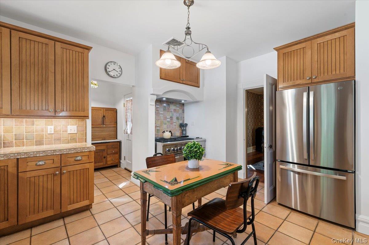 #15 photo, 9 Maple Avenue, Sea Cliff , NY 11579