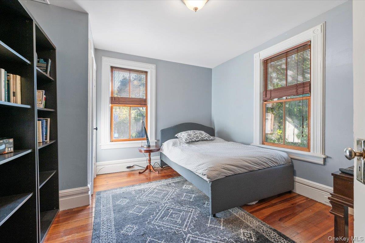 #19 photo, 9 Maple Avenue, Sea Cliff , NY 11579