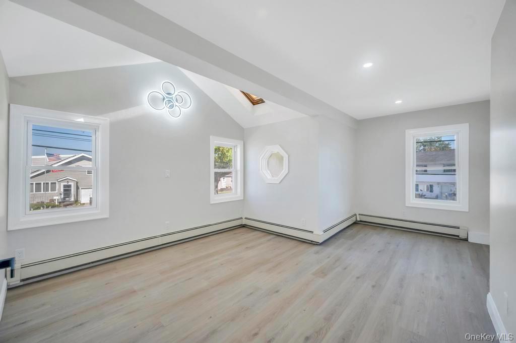 #15 photo, 4 W Lido Prom, Lindenhurst , NY 11757