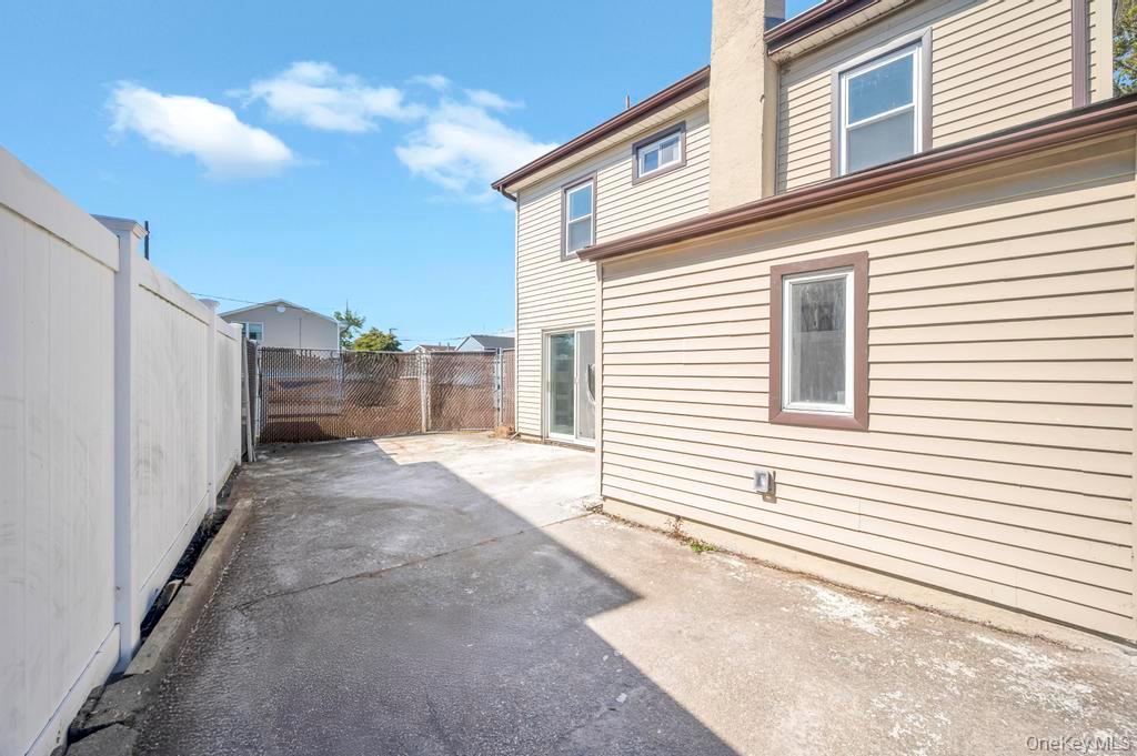 #19 photo, 4 W Lido Prom, Lindenhurst , NY 11757