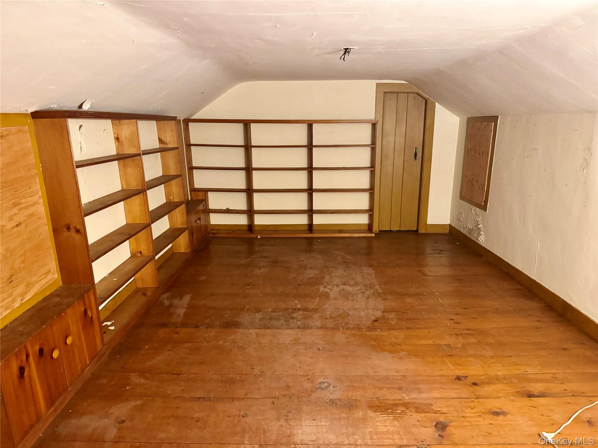 #9 photo, 425 Main, Саффолк ‖ Greenport , NY 11944