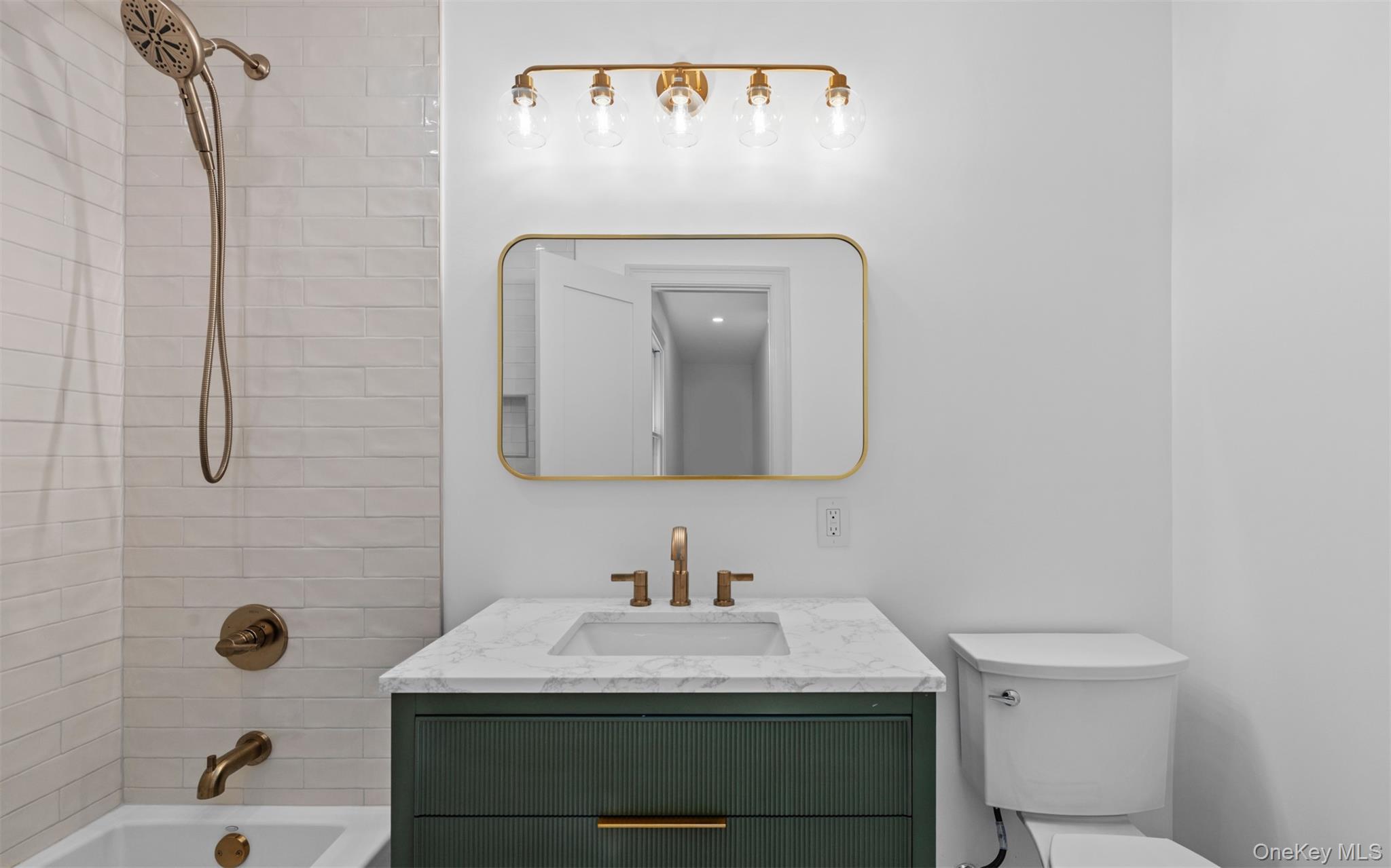 #18 photo, 685 Springs Fireplace Road, East Hampton , NY 11937