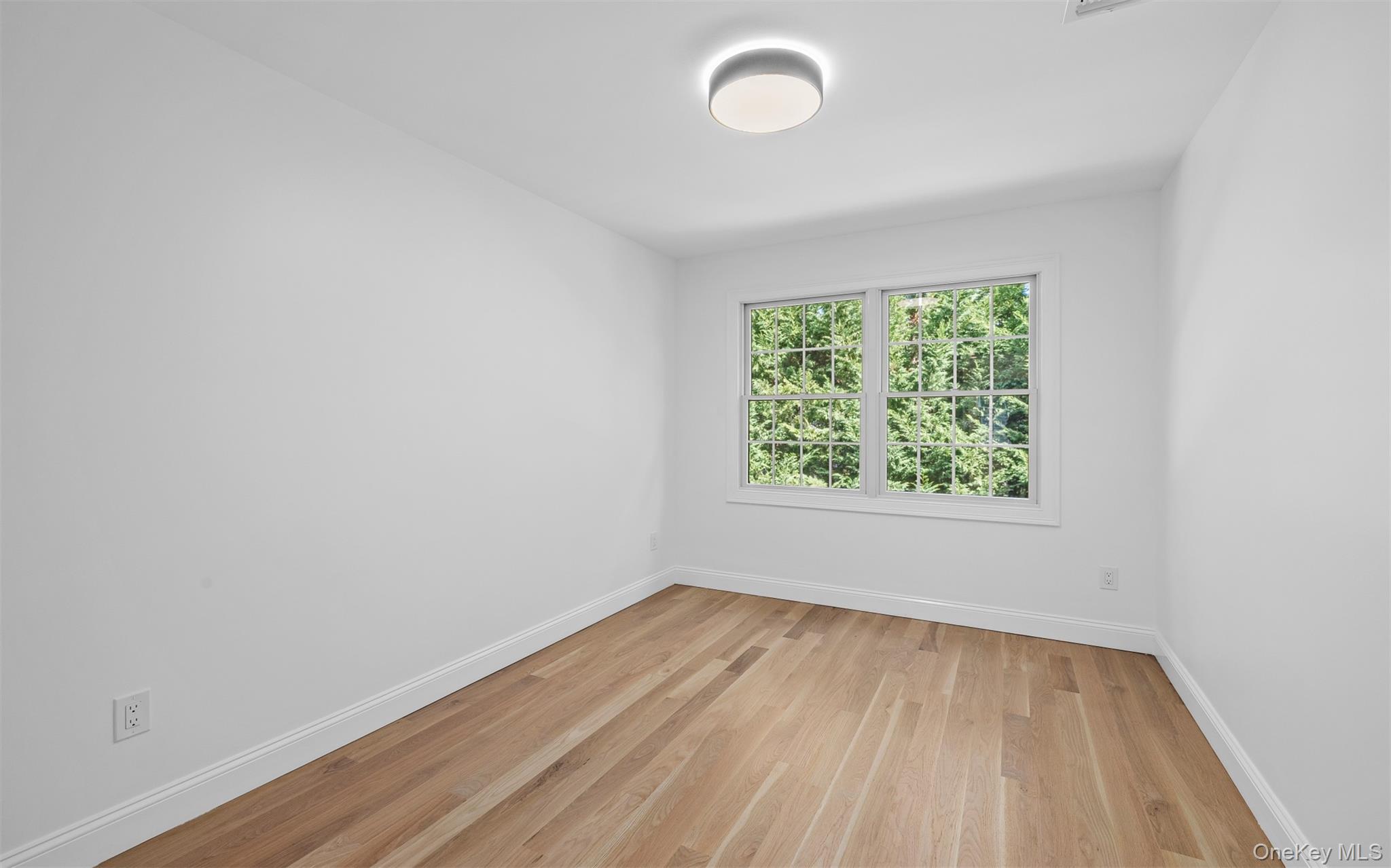 #19 photo, 685 Springs Fireplace Road, East Hampton , NY 11937